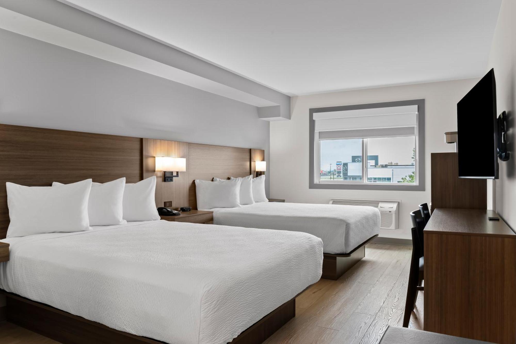 Queen Room with Two Queen Beds - Non-Smoking