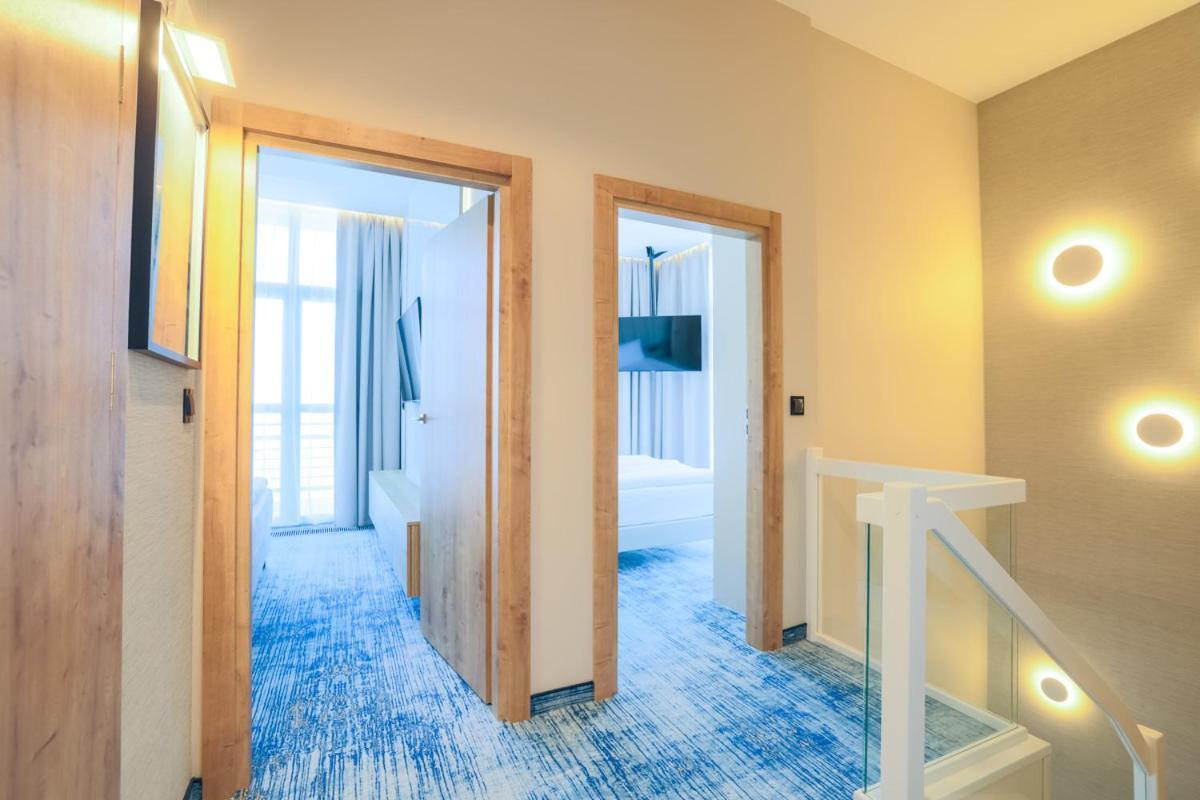 Three-Bedroom Superior Apartment
