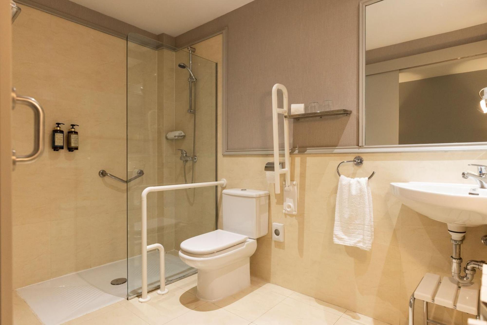Double Room - Disability Access