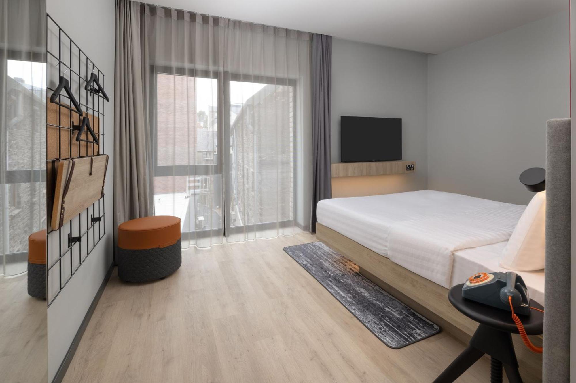 Queen Room Mobility Accessible