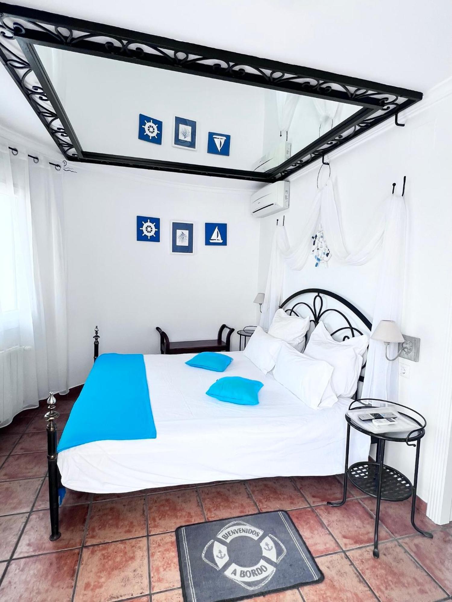 Romantic Double Room Terrace Sea View