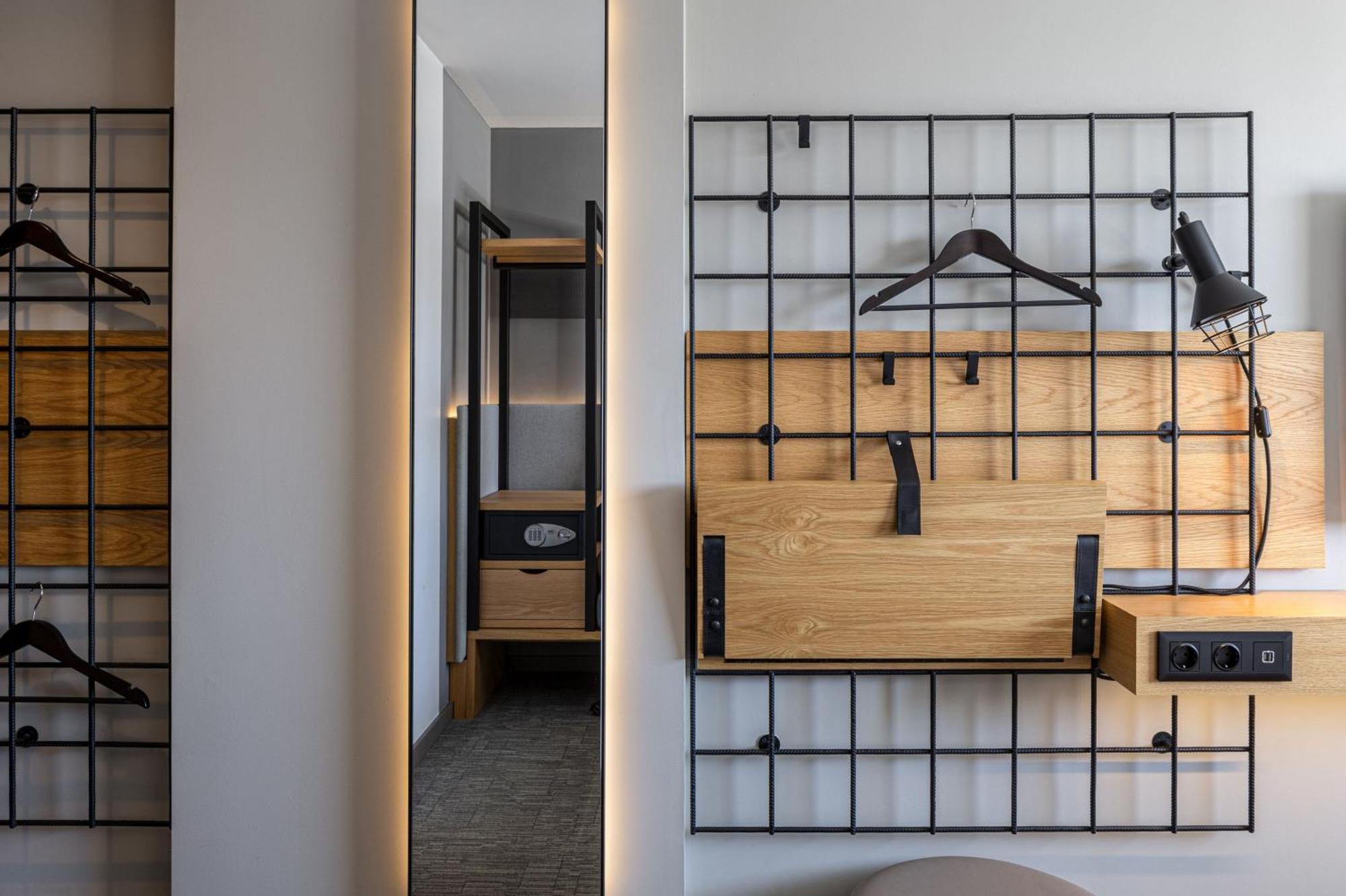 Moxy Sleeper Twin Room