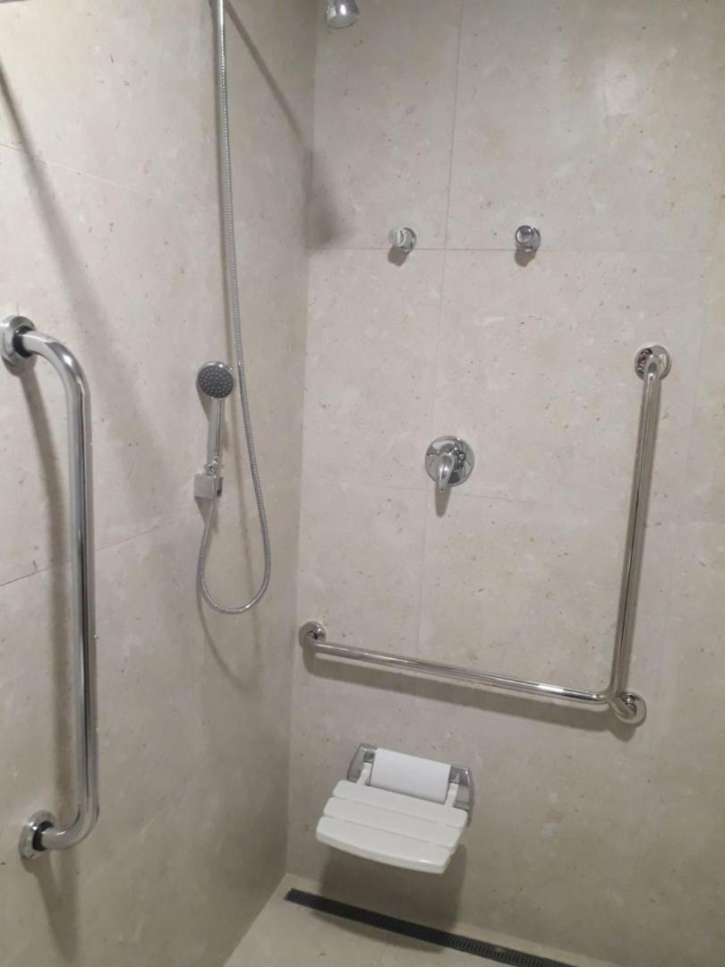 Queen Room Disability Access