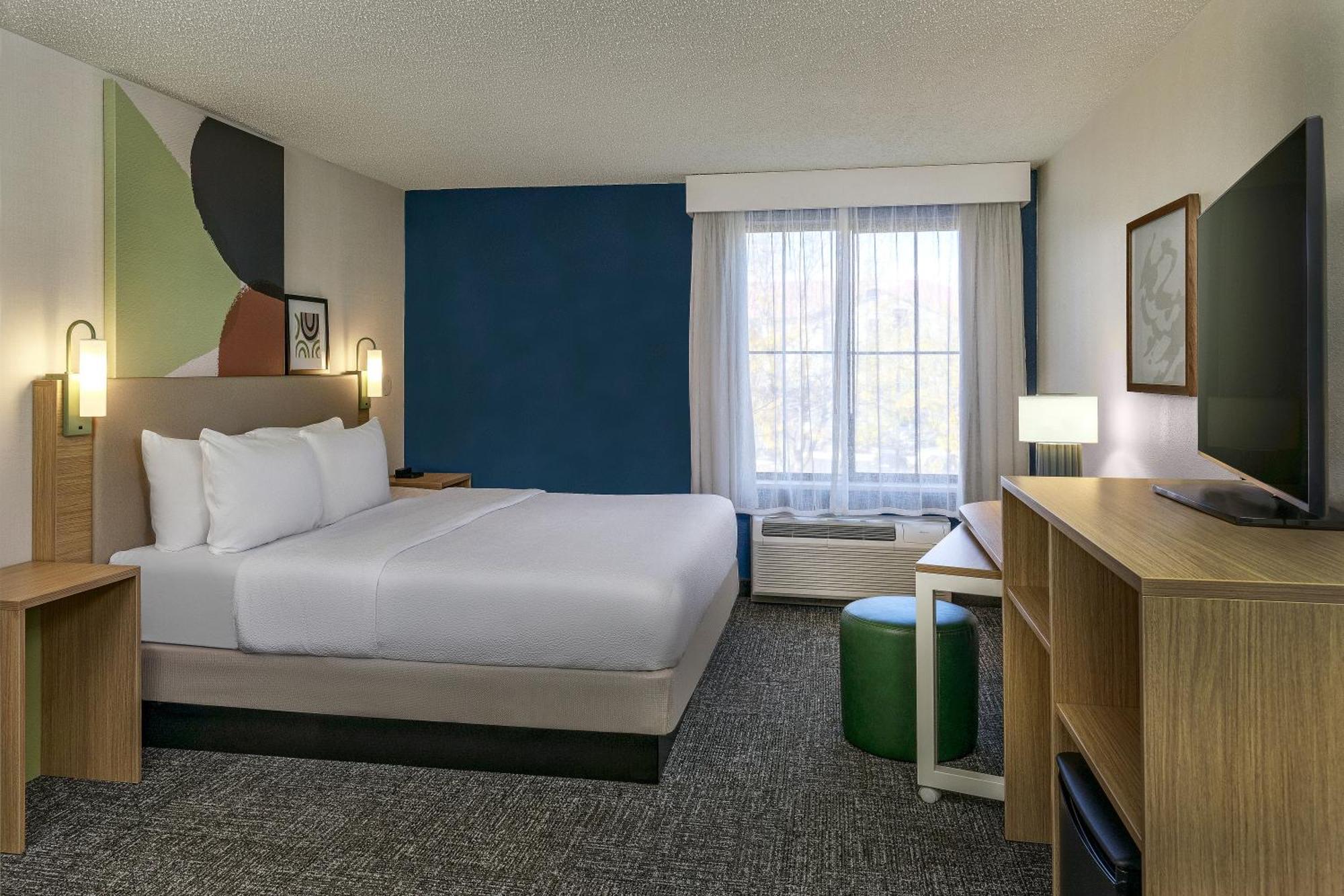 King Room,1626358660:JPEG