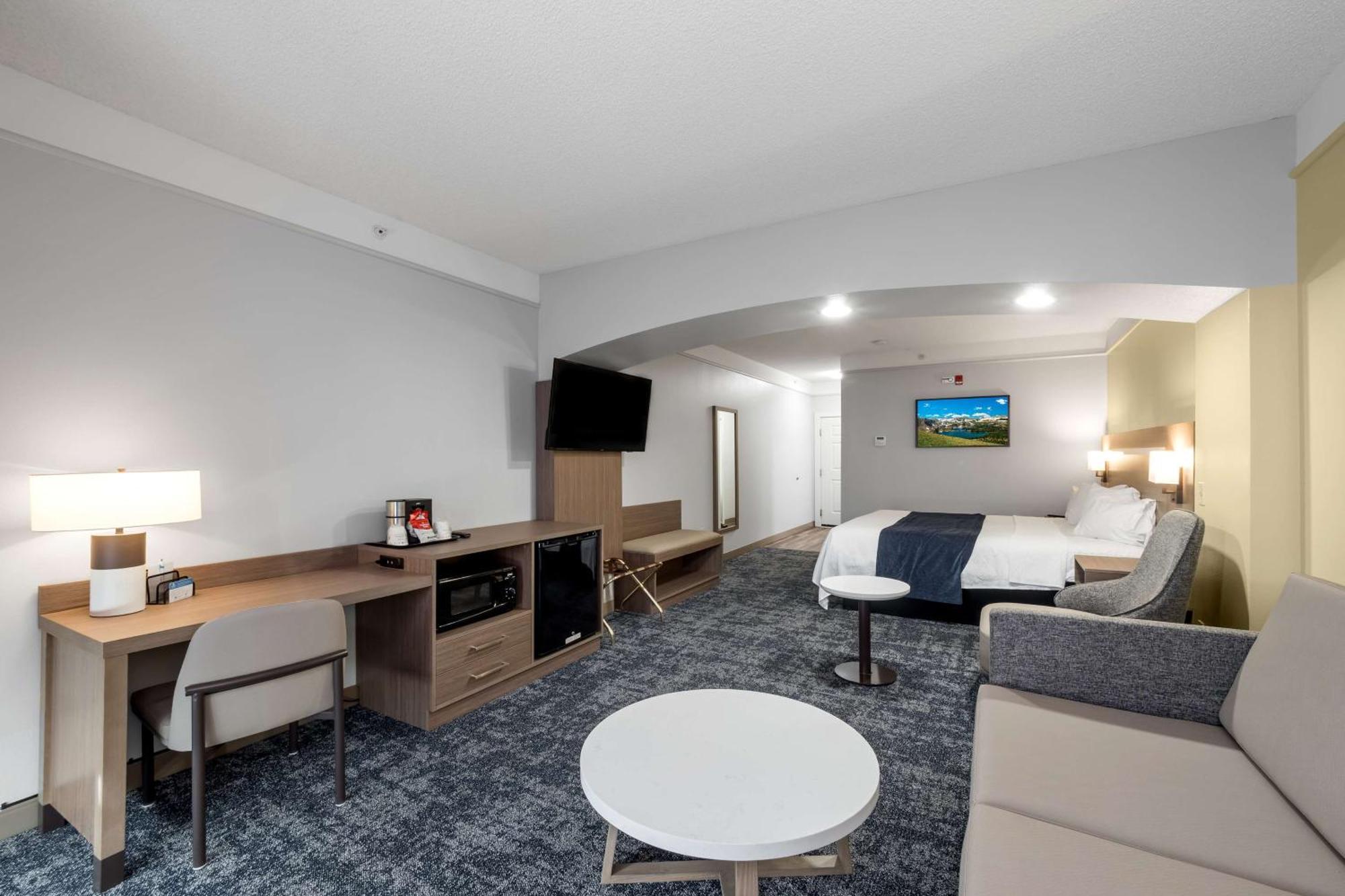 Larger King Room Sofa Bed Non-Smoking