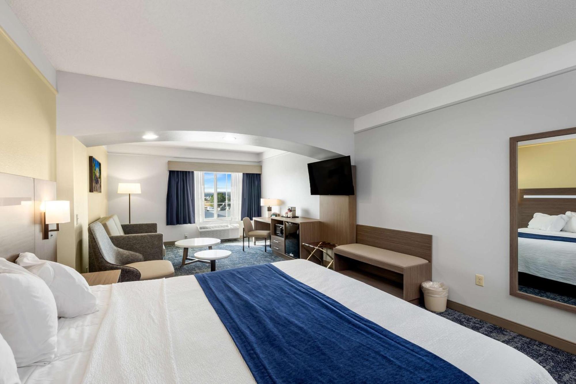 Larger King Room Sofa Bed Non-Smoking
