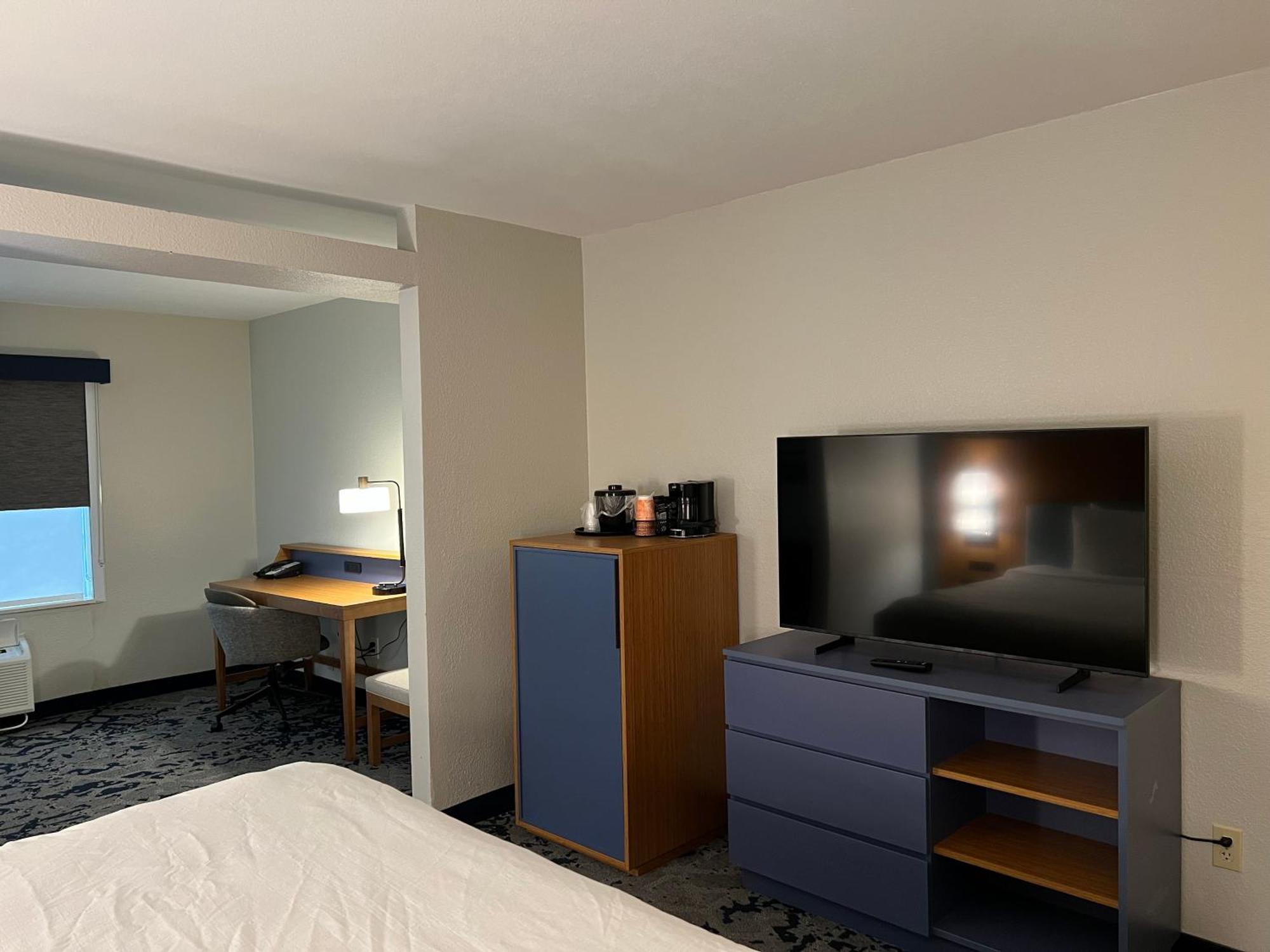 King Suite with Sofa bed - Non Smoking/Interior Corridor