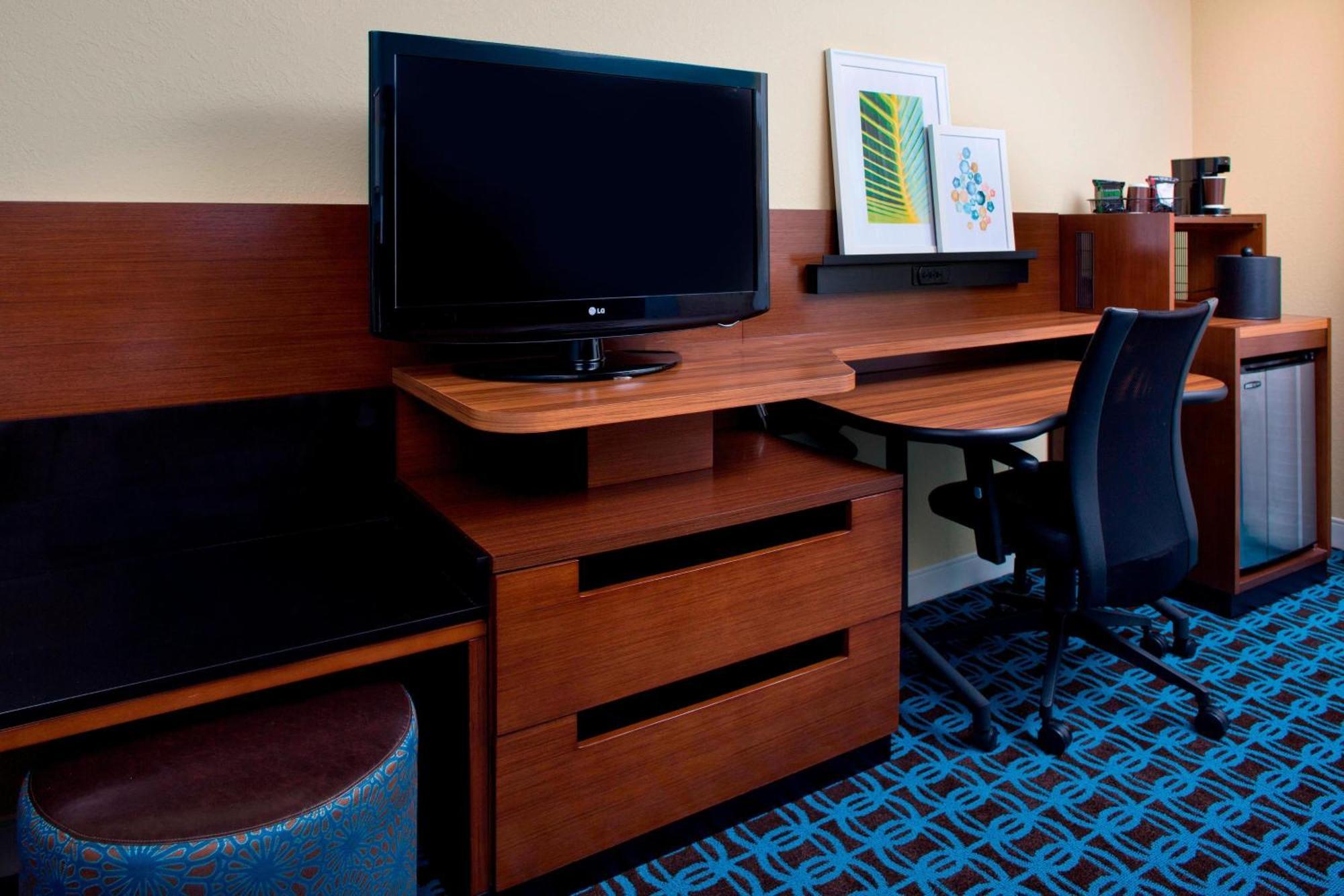 One-Bedroom Family Suite