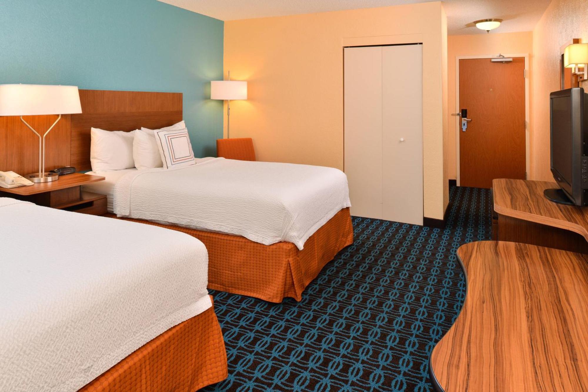 Double Room with Two Double Beds - Hearing Accessible