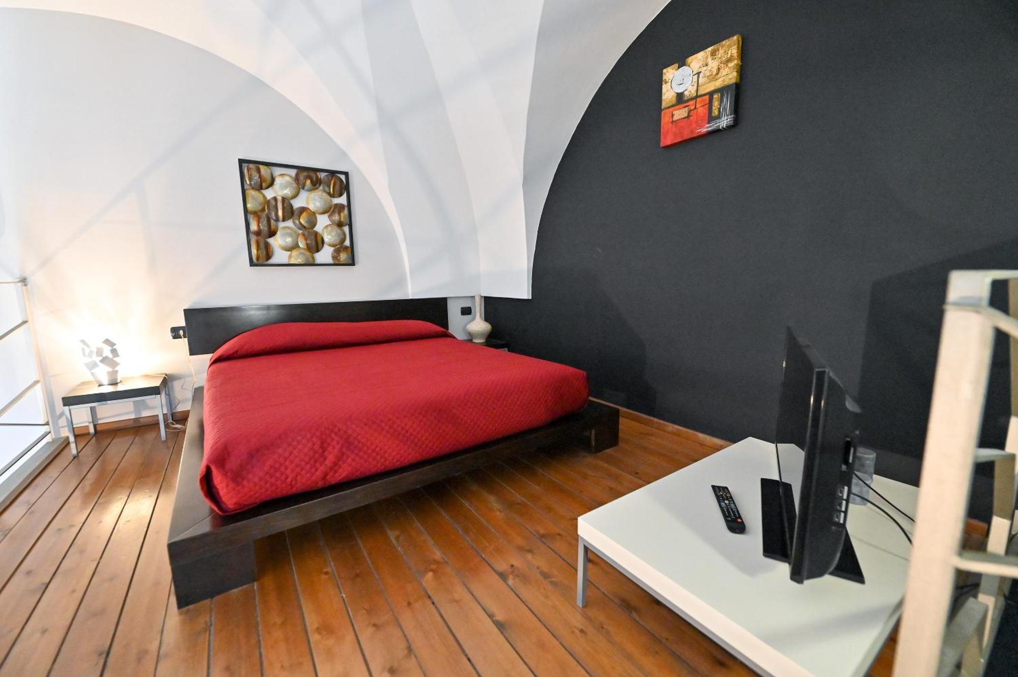 Double Room,1632550380:JPEG