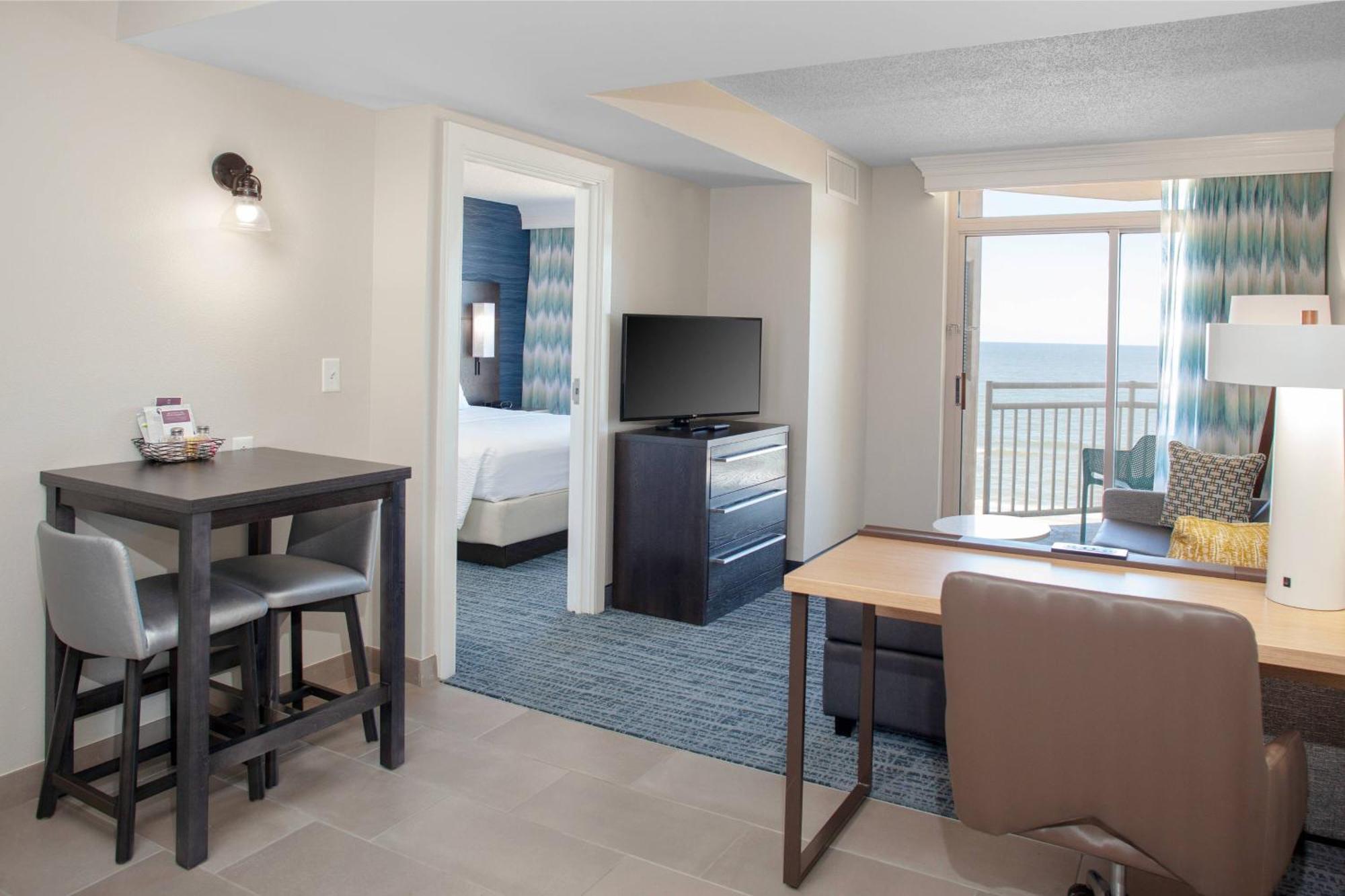 One-Bedroom King Suite