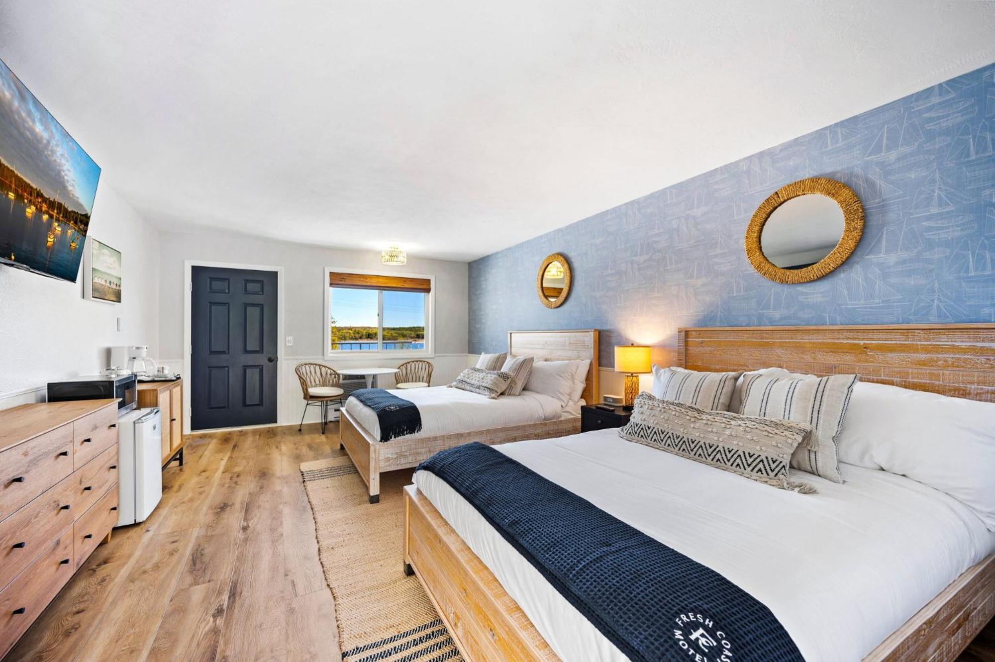 Double Room with Lake View