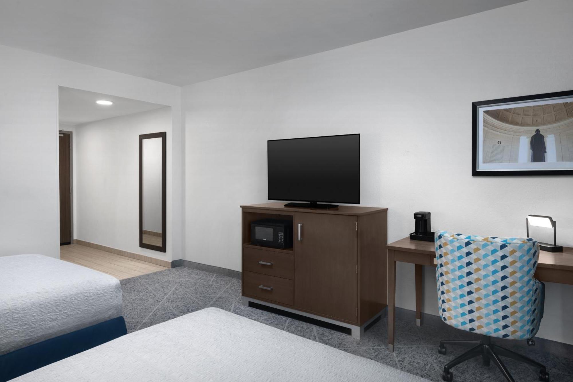 Queen Room with Two Queen Beds - Mobility and Hearing Access/Non-Smoking