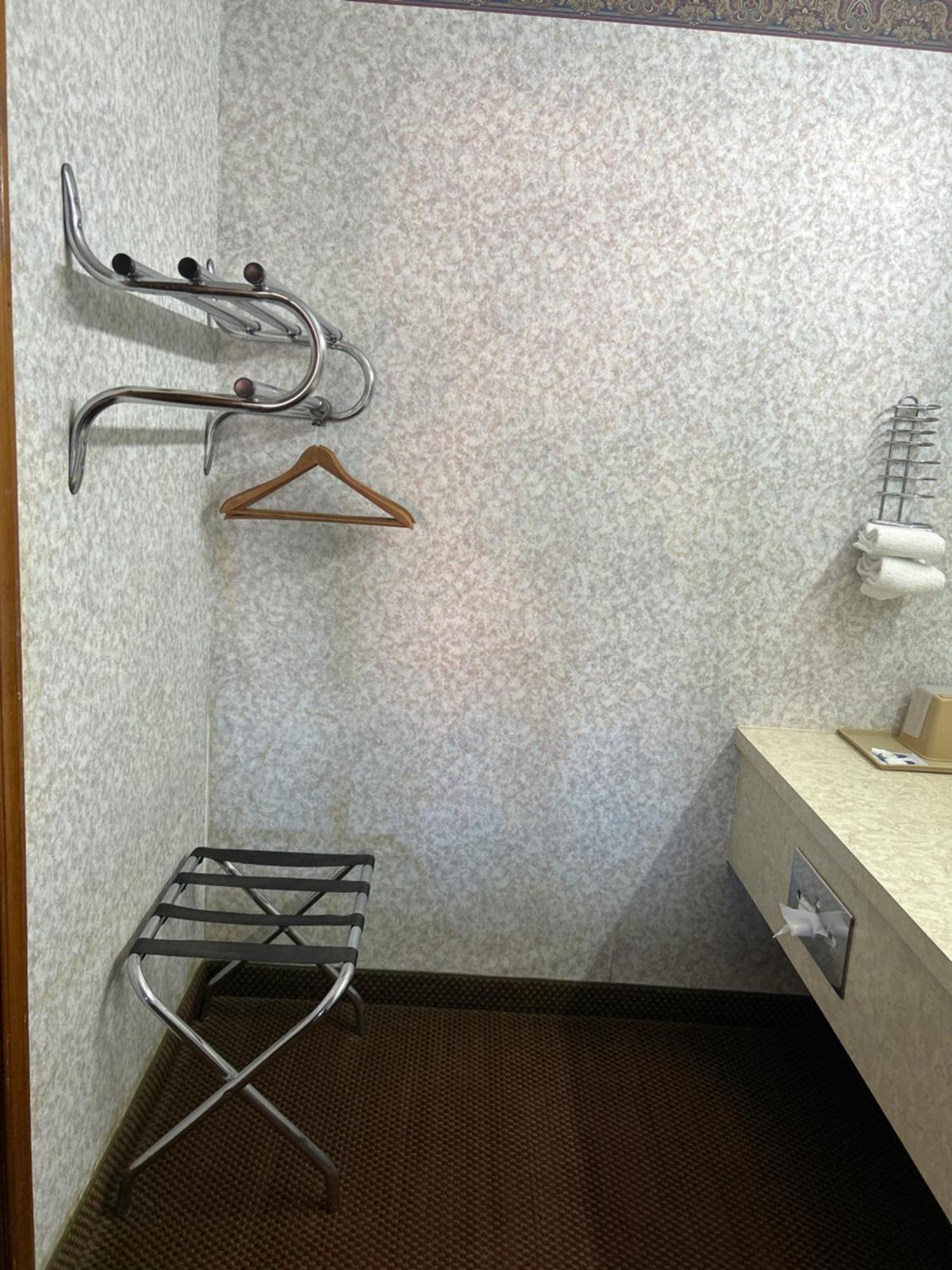 Deluxe Double Room Two Double Beds Non-Smoking