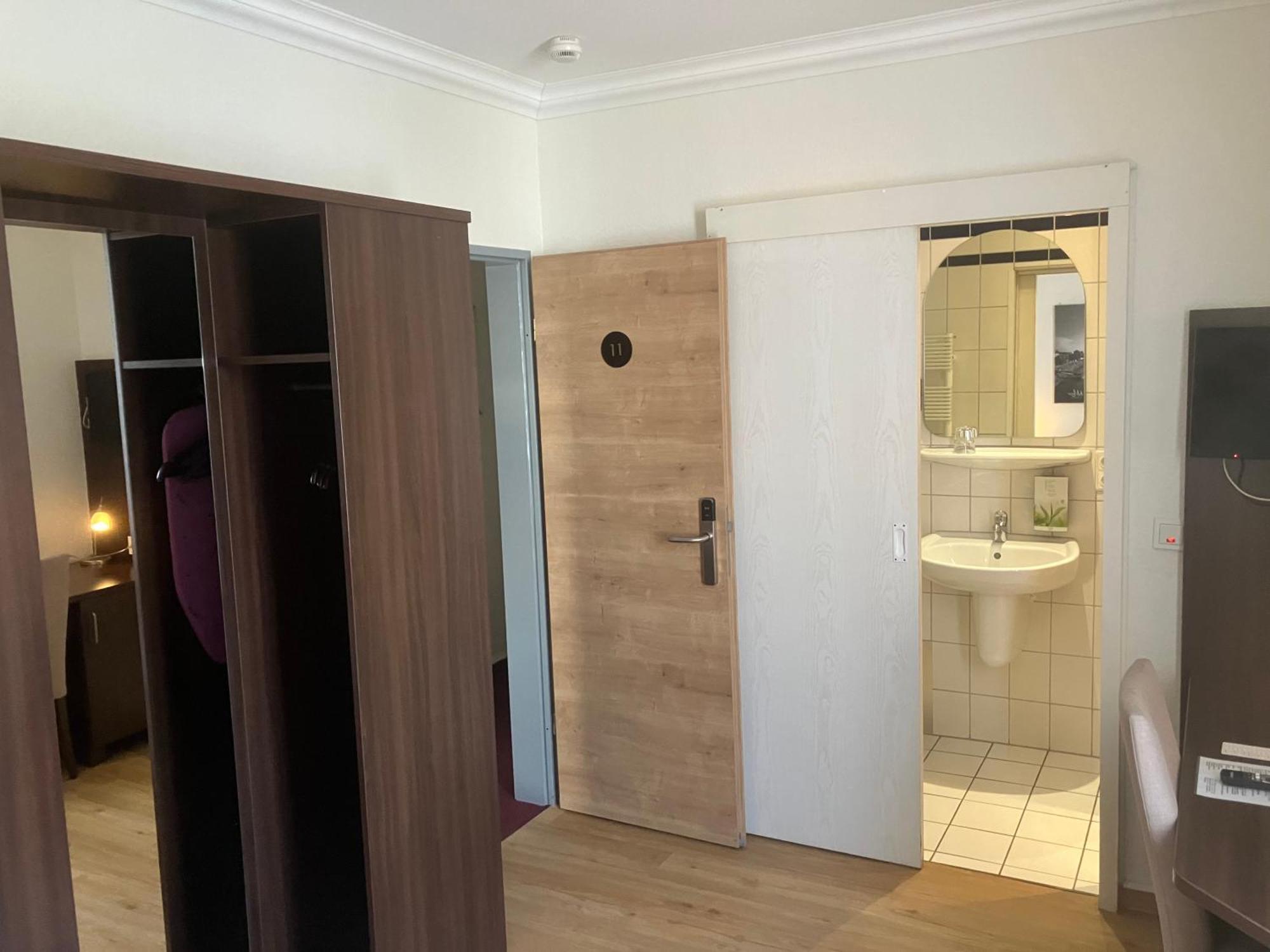 Single Room