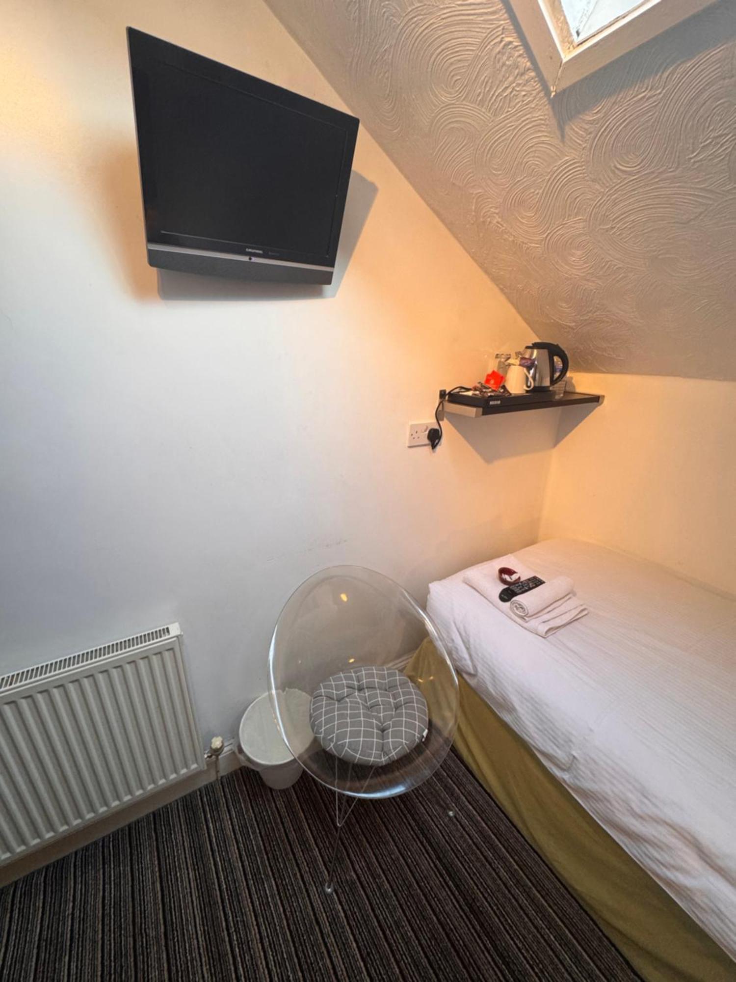 Single Room