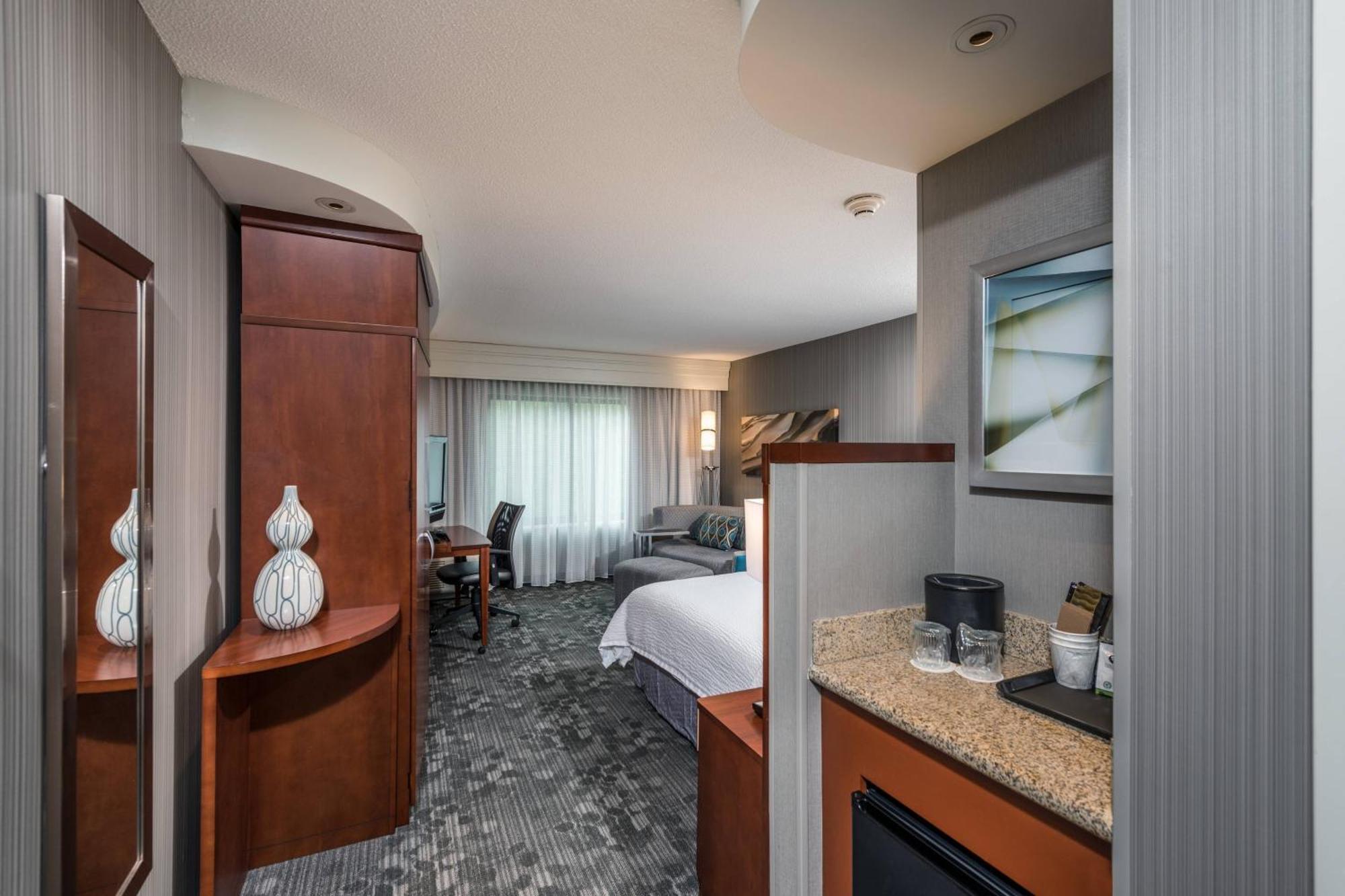 King Room with Sofa Bed
