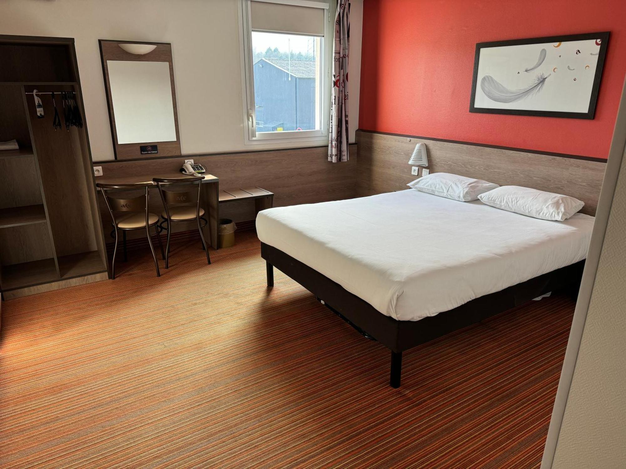 Standard Double Room Disability Access