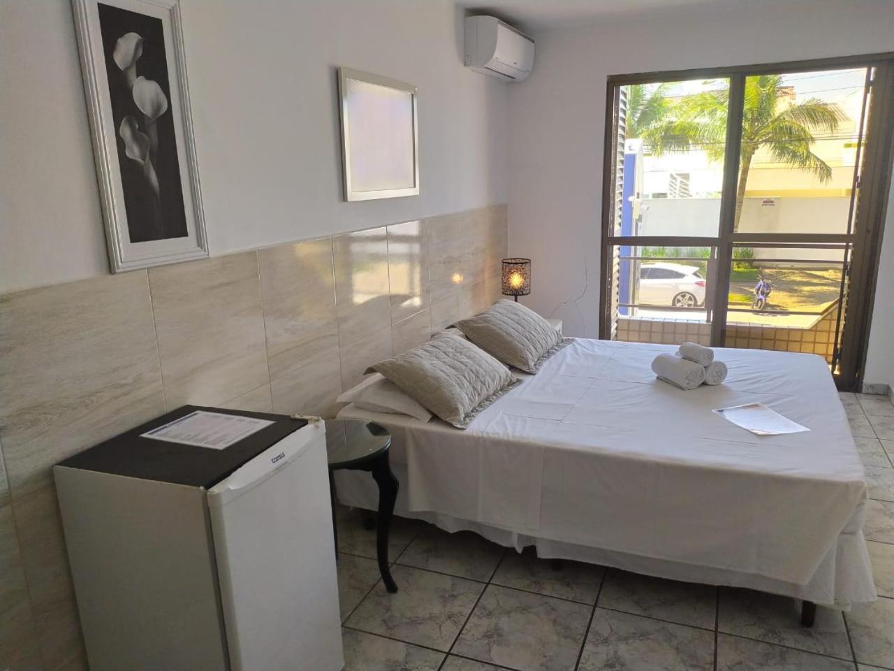 Quarto com Cama Queen-Size e Varanda