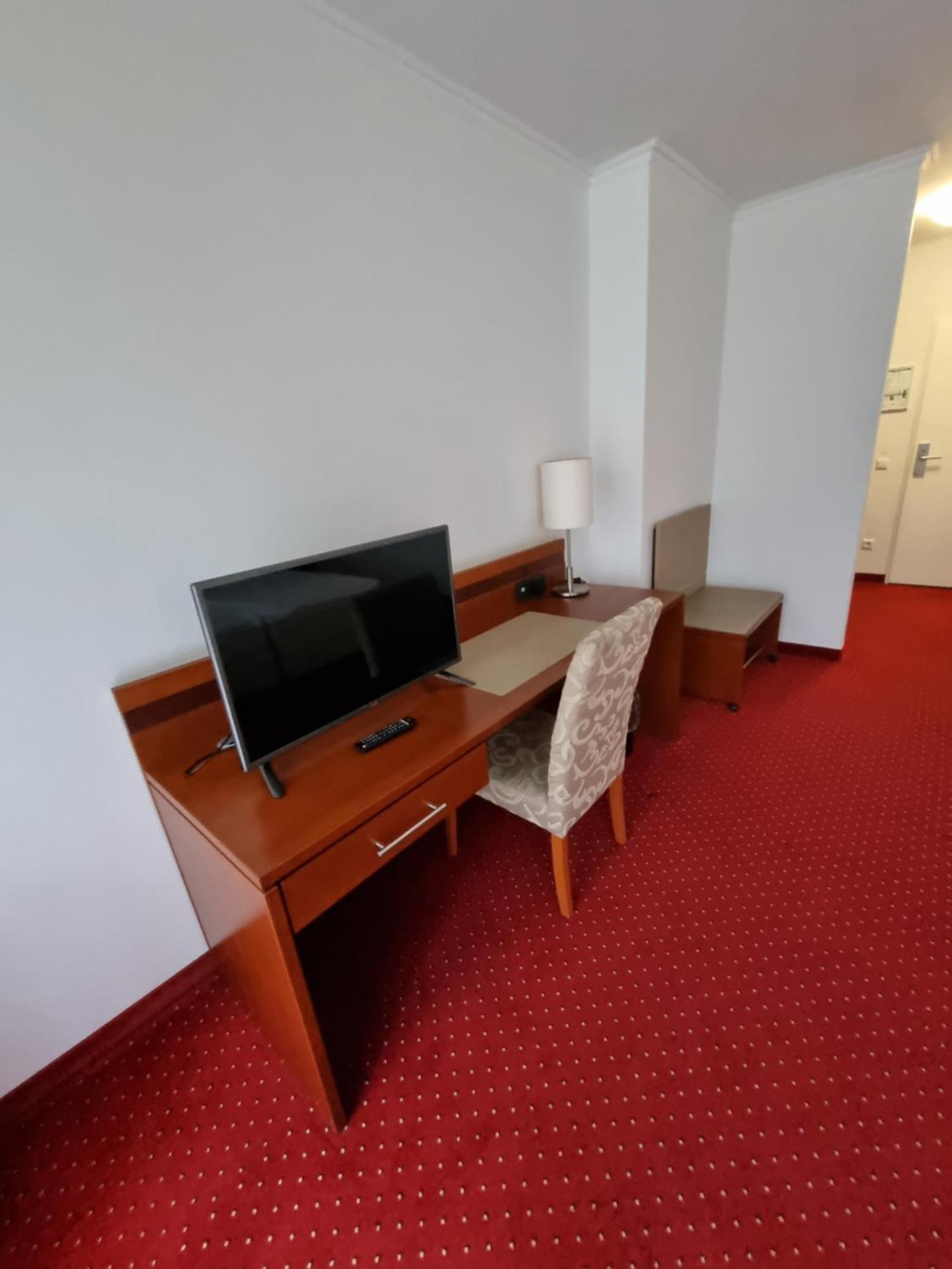 Double or Twin Room Balcony
