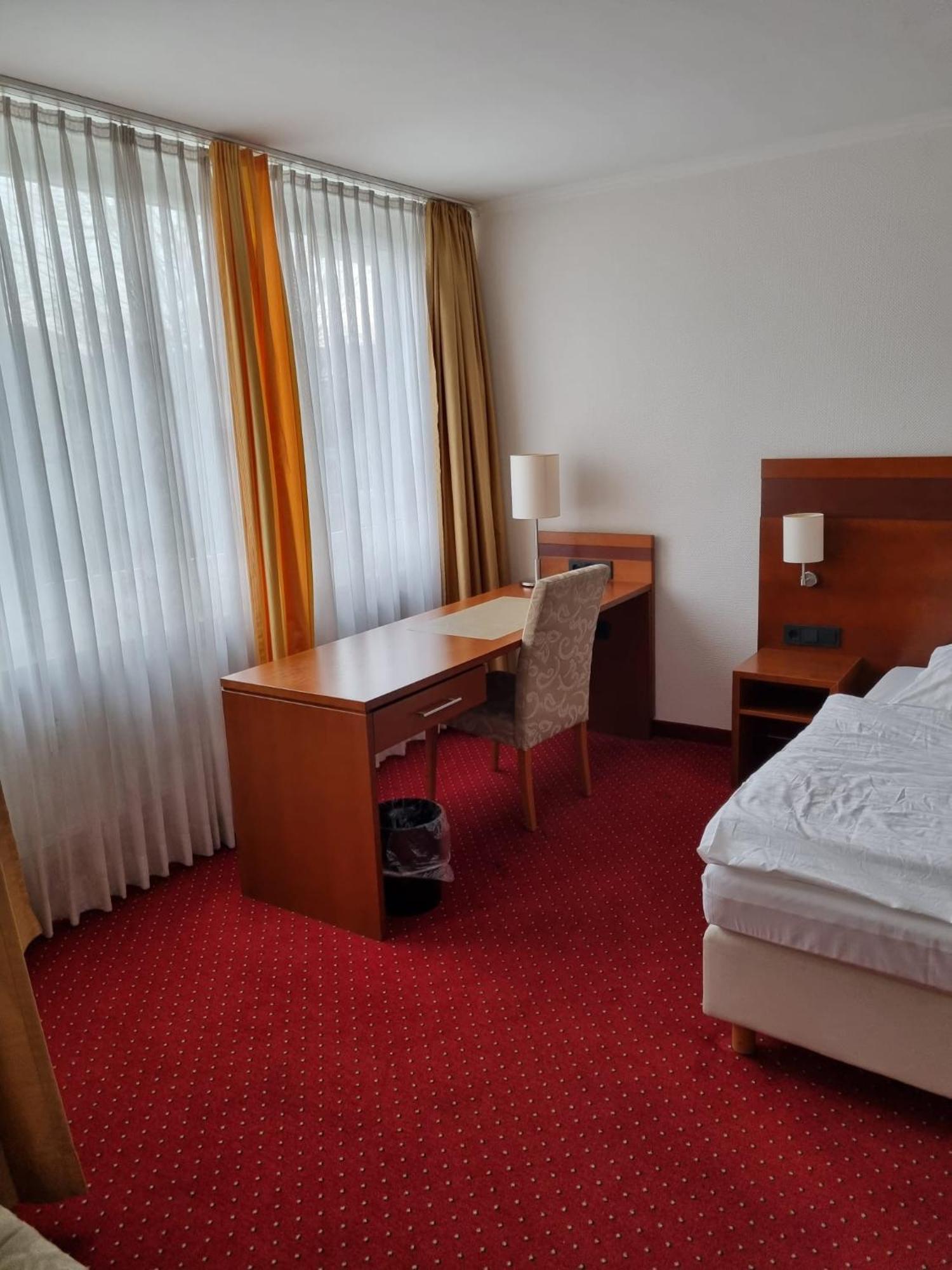 Double or Twin Room Balcony