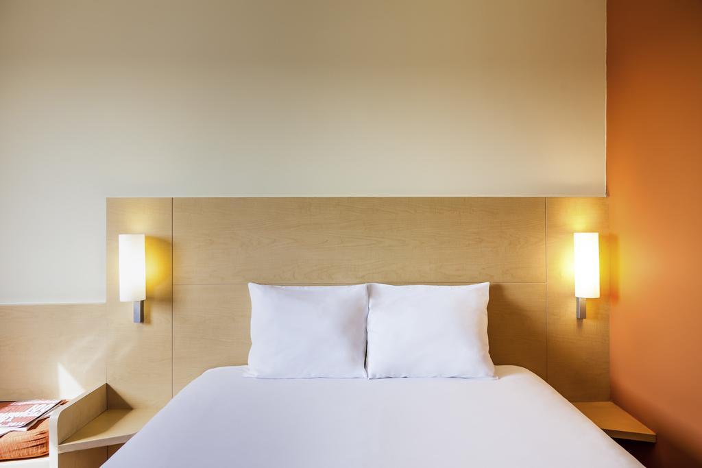 Chambre Standard avec 1 Lit Double et 1 Lit Simple