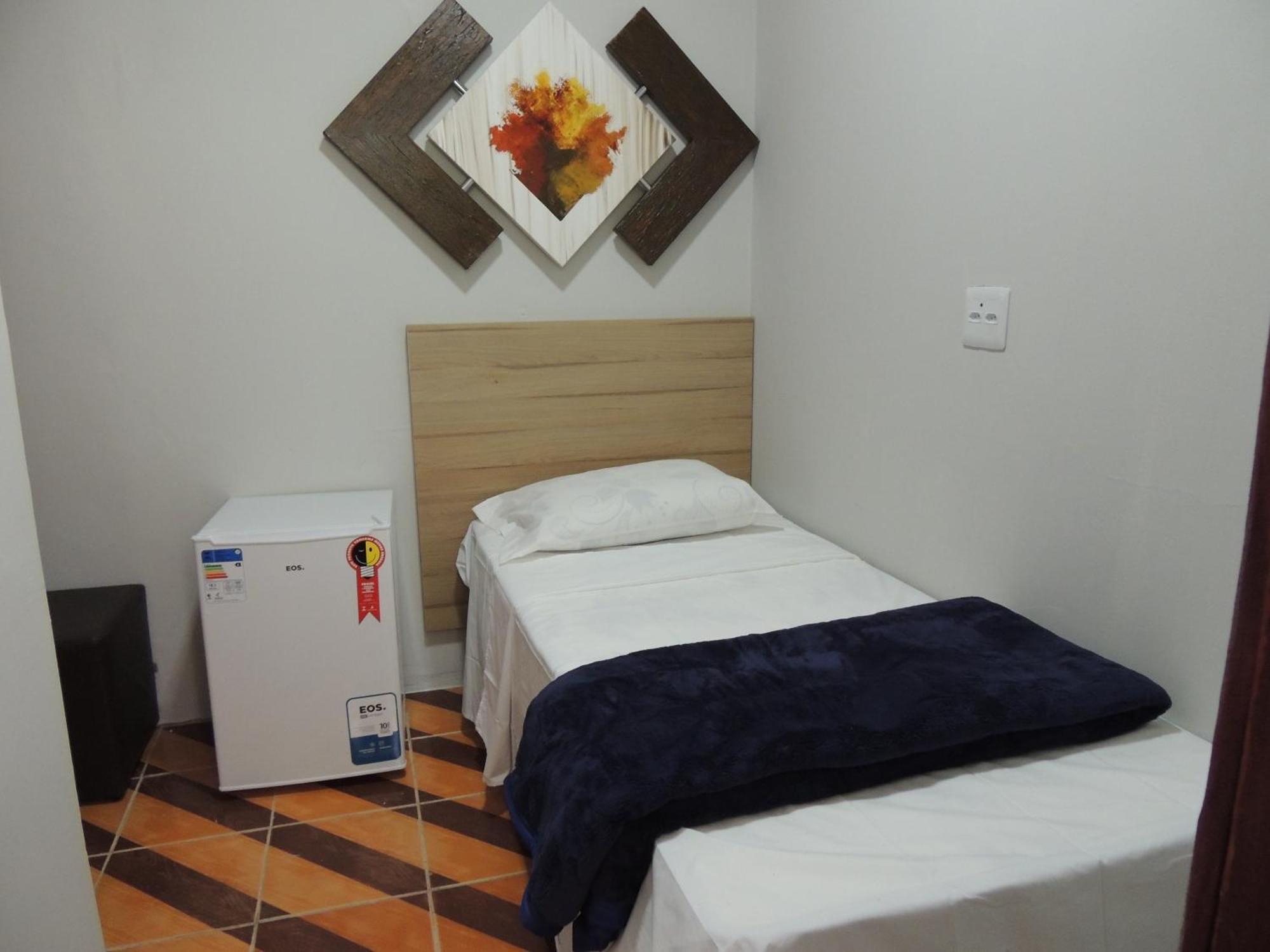 Quarto Individual Econômico