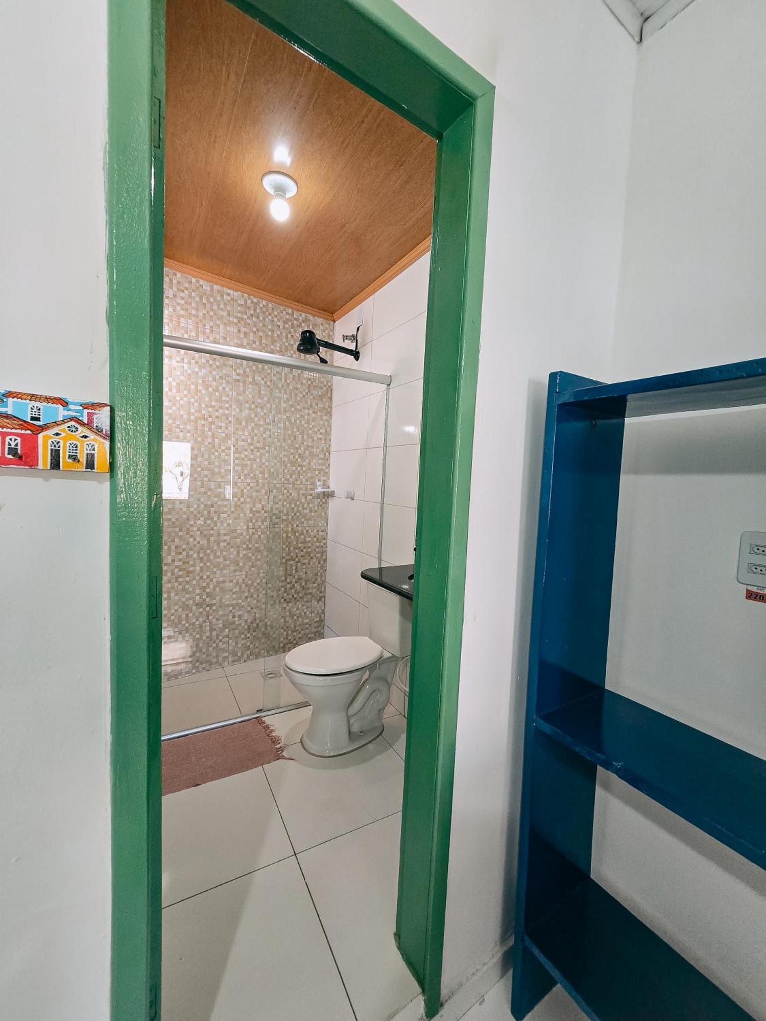 Quarto Quádruplo com Banheiro Privativo