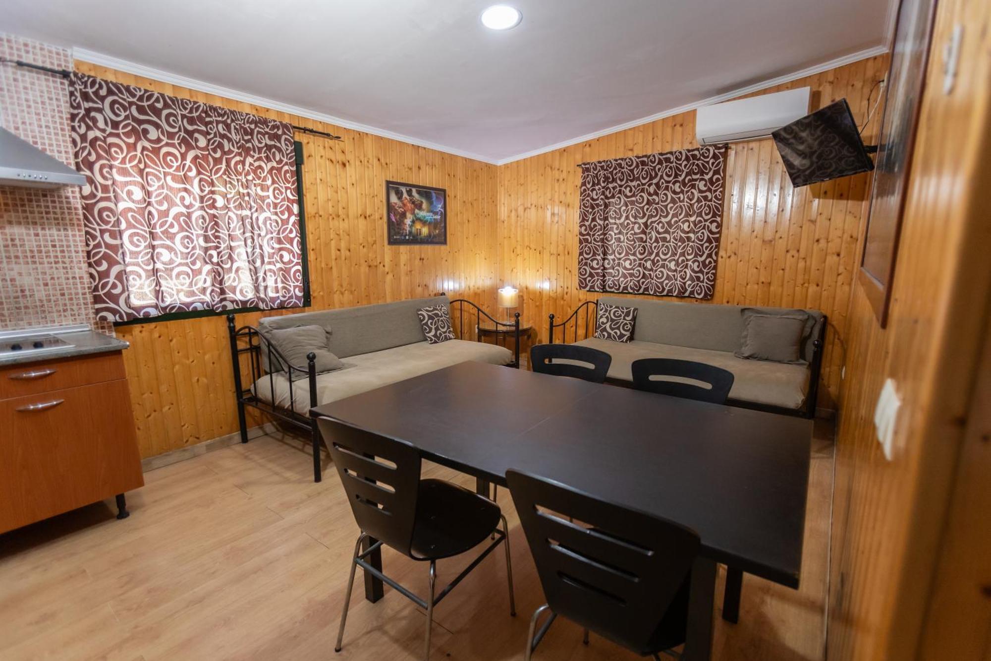 Bungalow com 2 Quartos