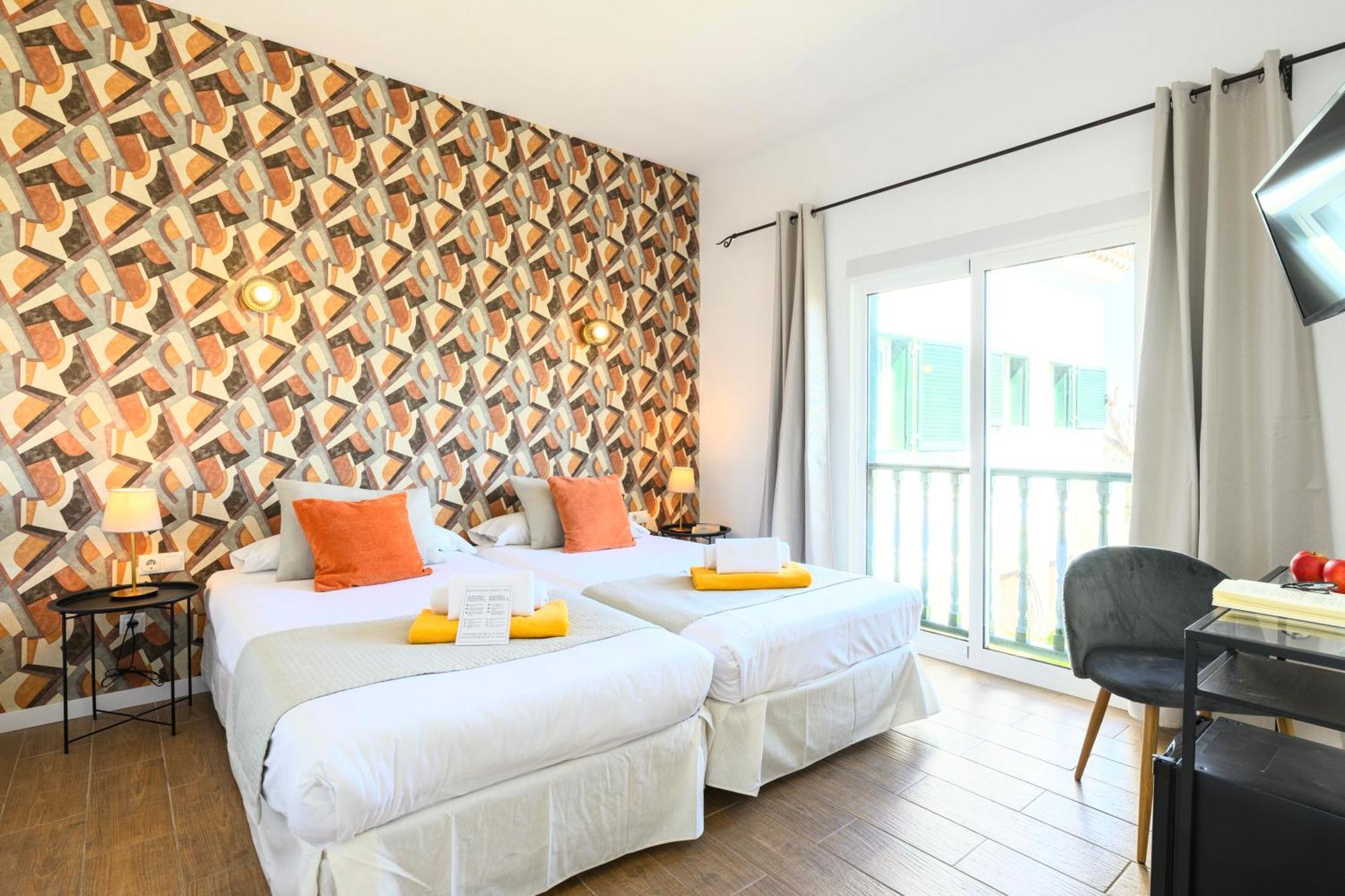 Large Twin Room