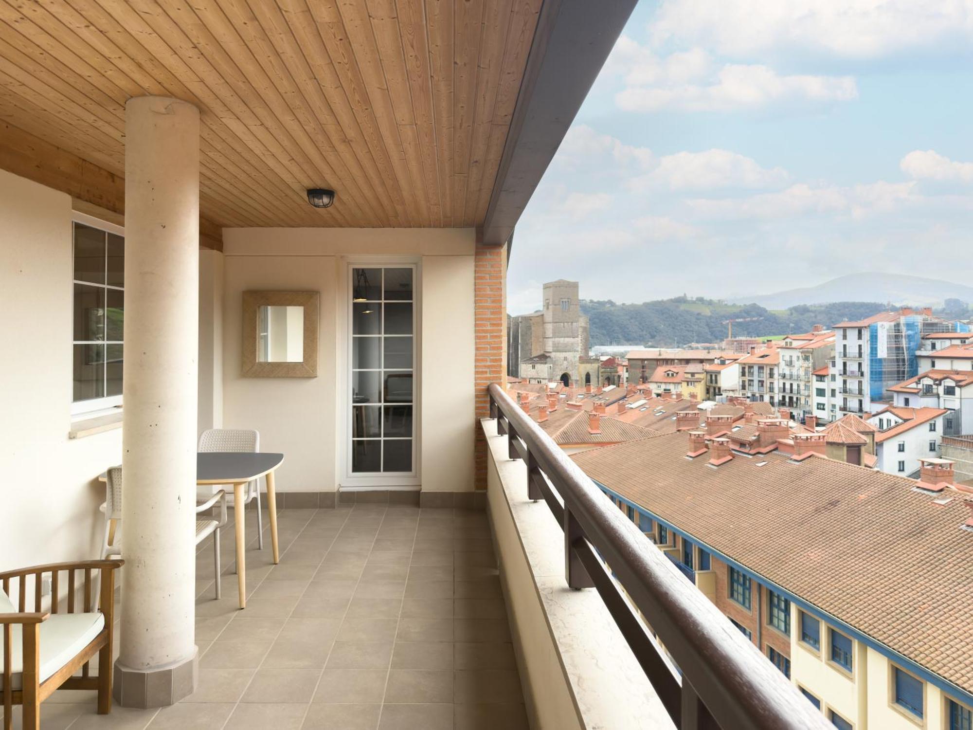 Apartamento con terraza
