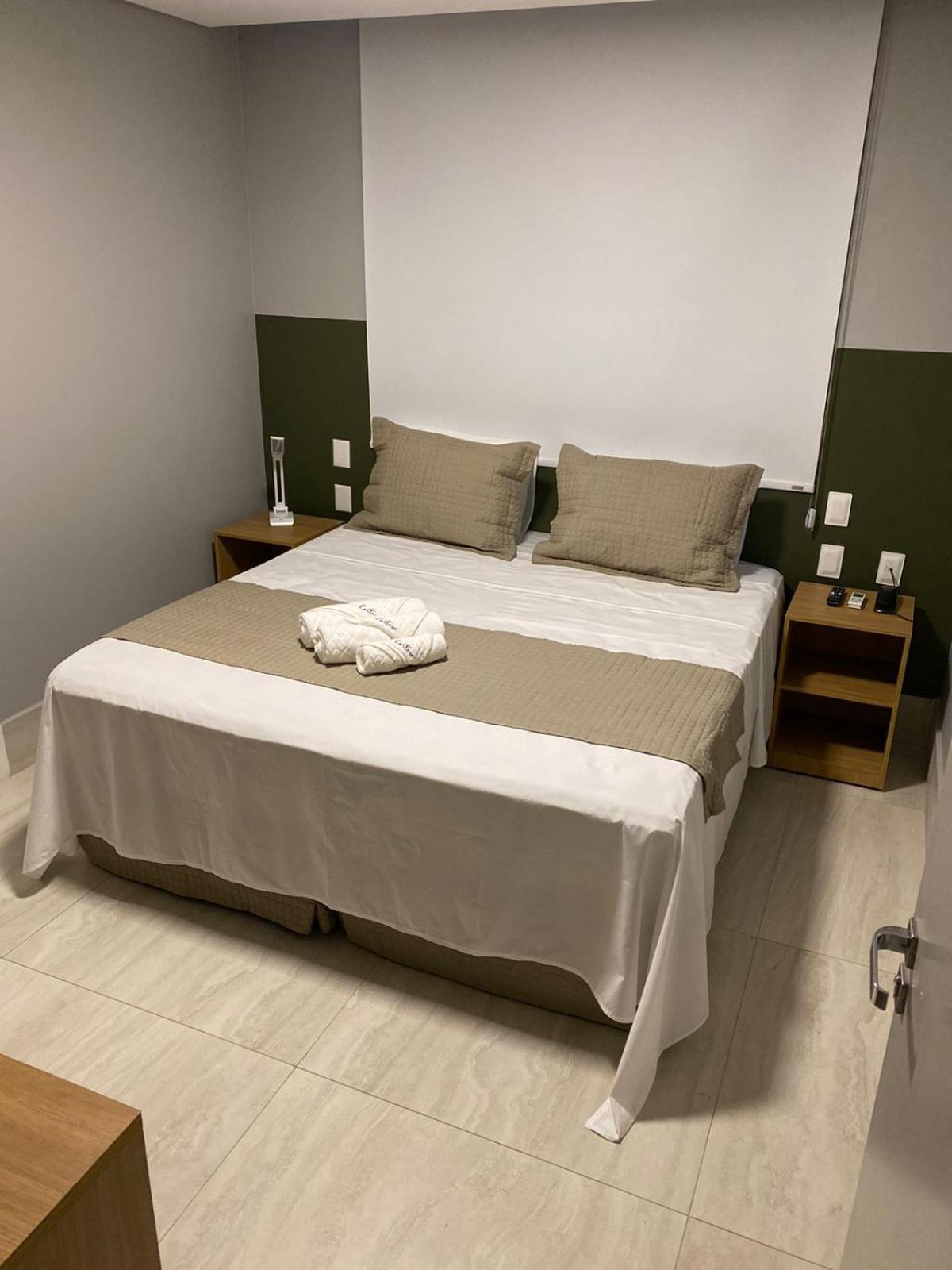 Quarto Standard com Cama de Casal ou 2 de Solteiro