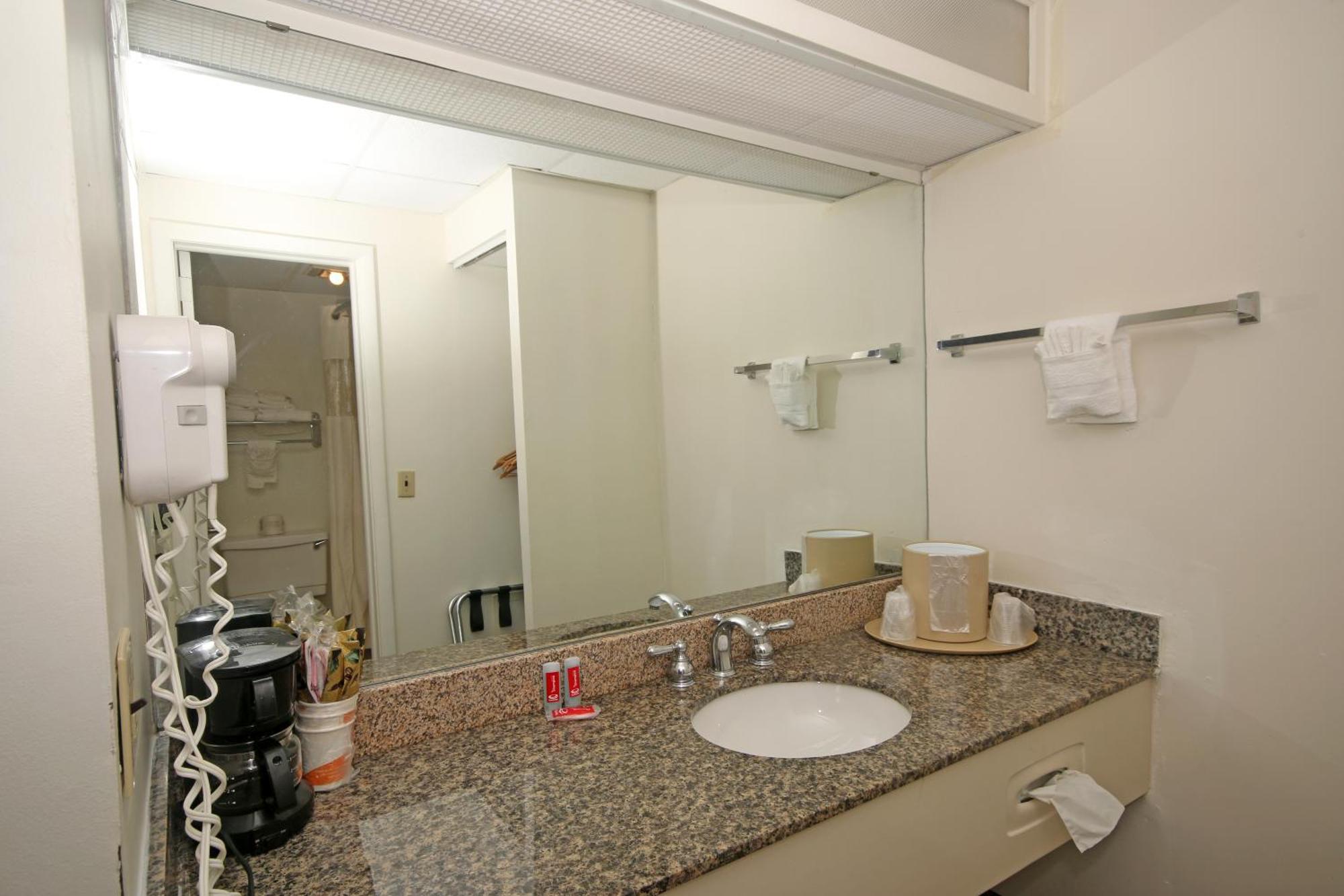 Double Room with Two Double Beds - Non-Smoking