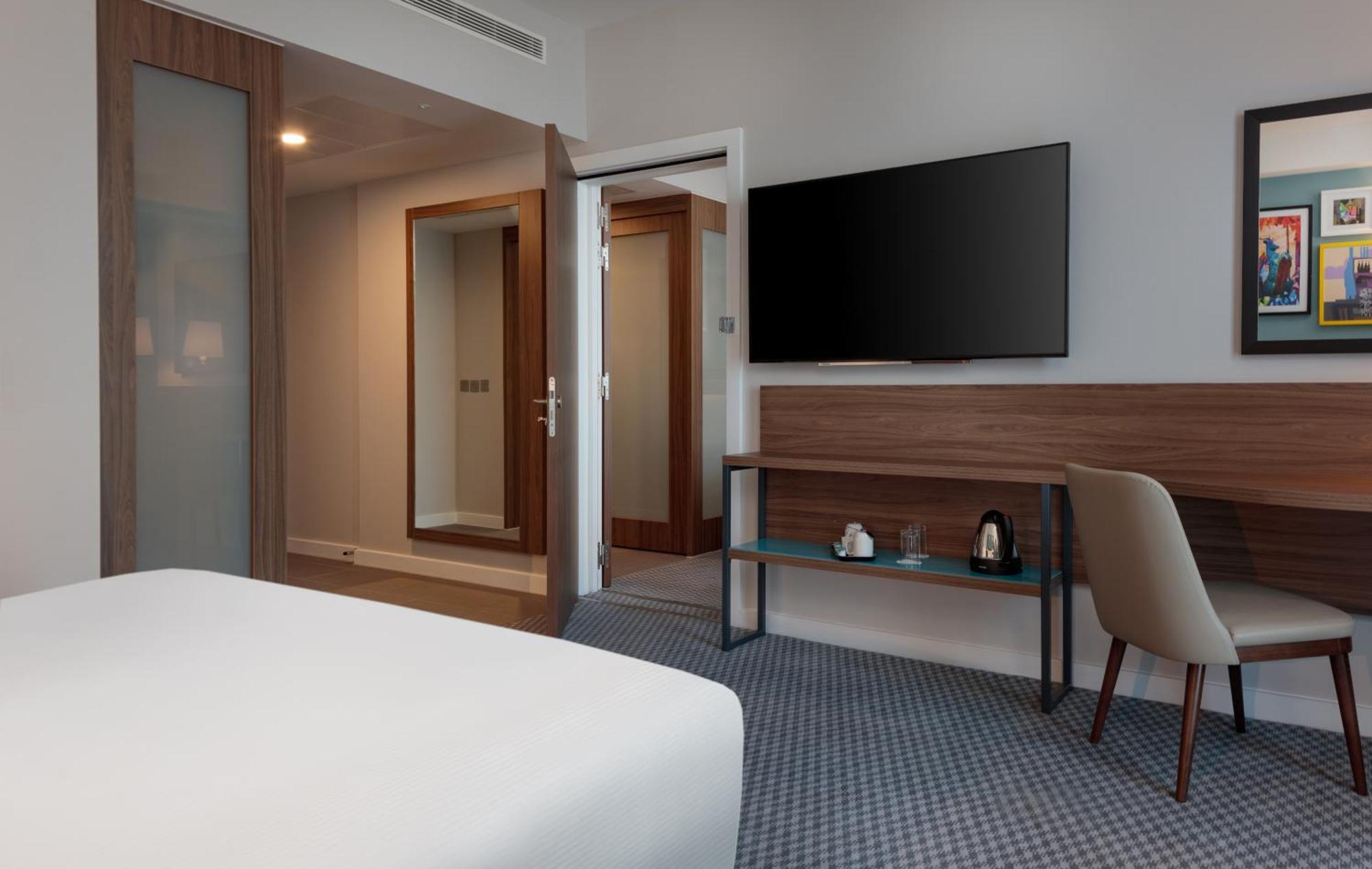 Family Connecting Rooms