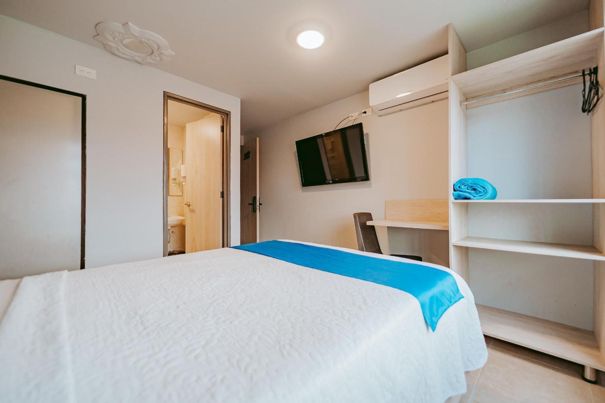 Double Room Private Bathroom