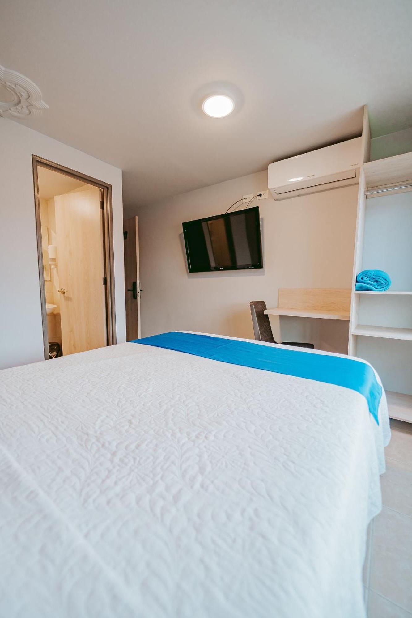 Double Room Private Bathroom