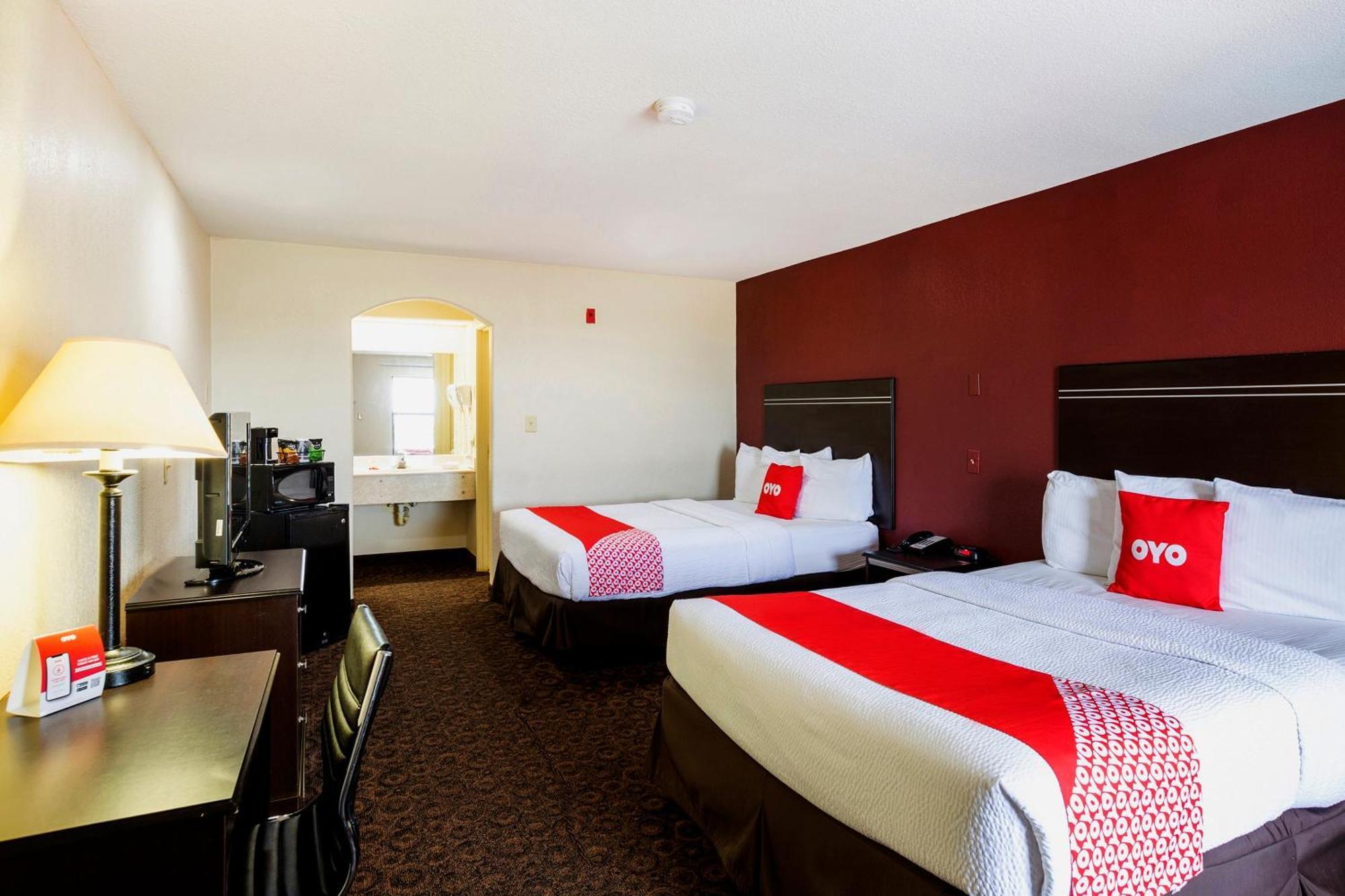 2 Queen Beds Non-Smoking