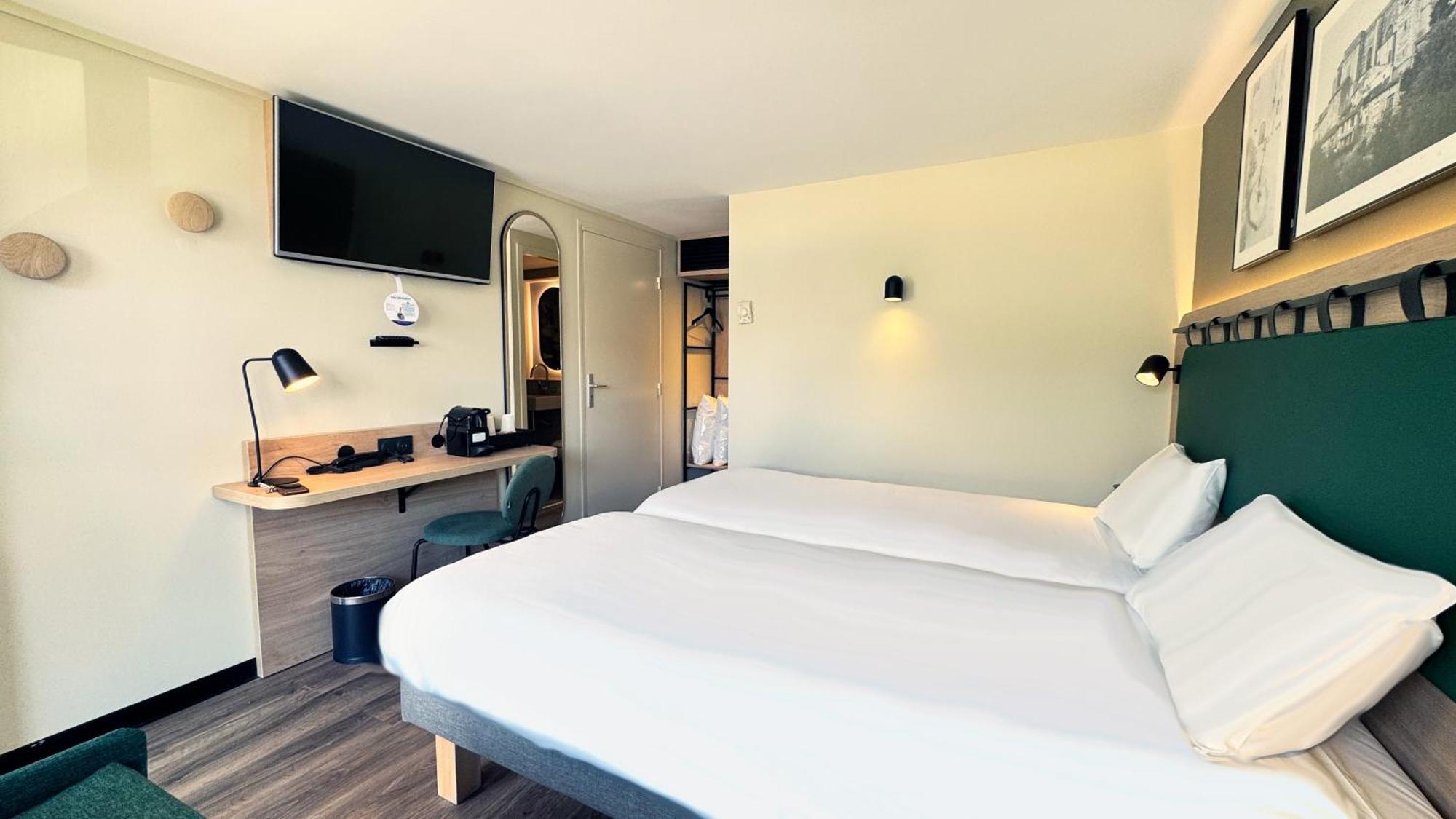 Superior Twin Room,1658069341:JPEG