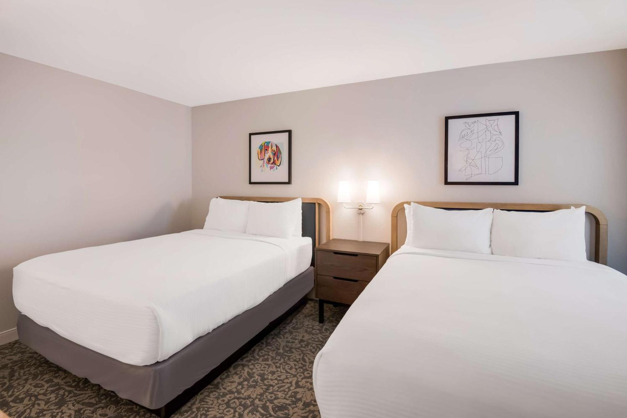 Two-Bedroom Suite with Queen and Two Double Beds