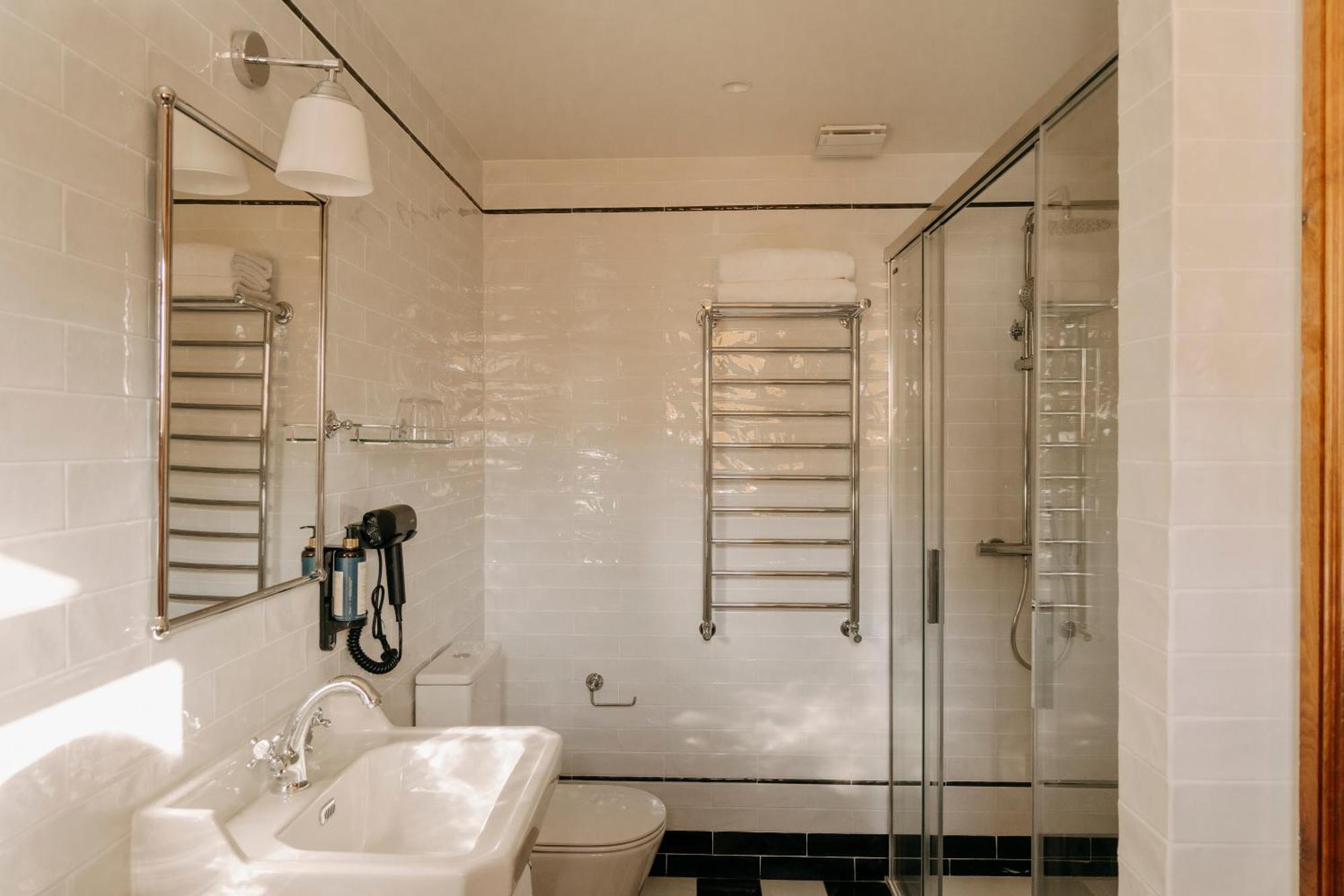 Junior Suite,1658751038:JPEG