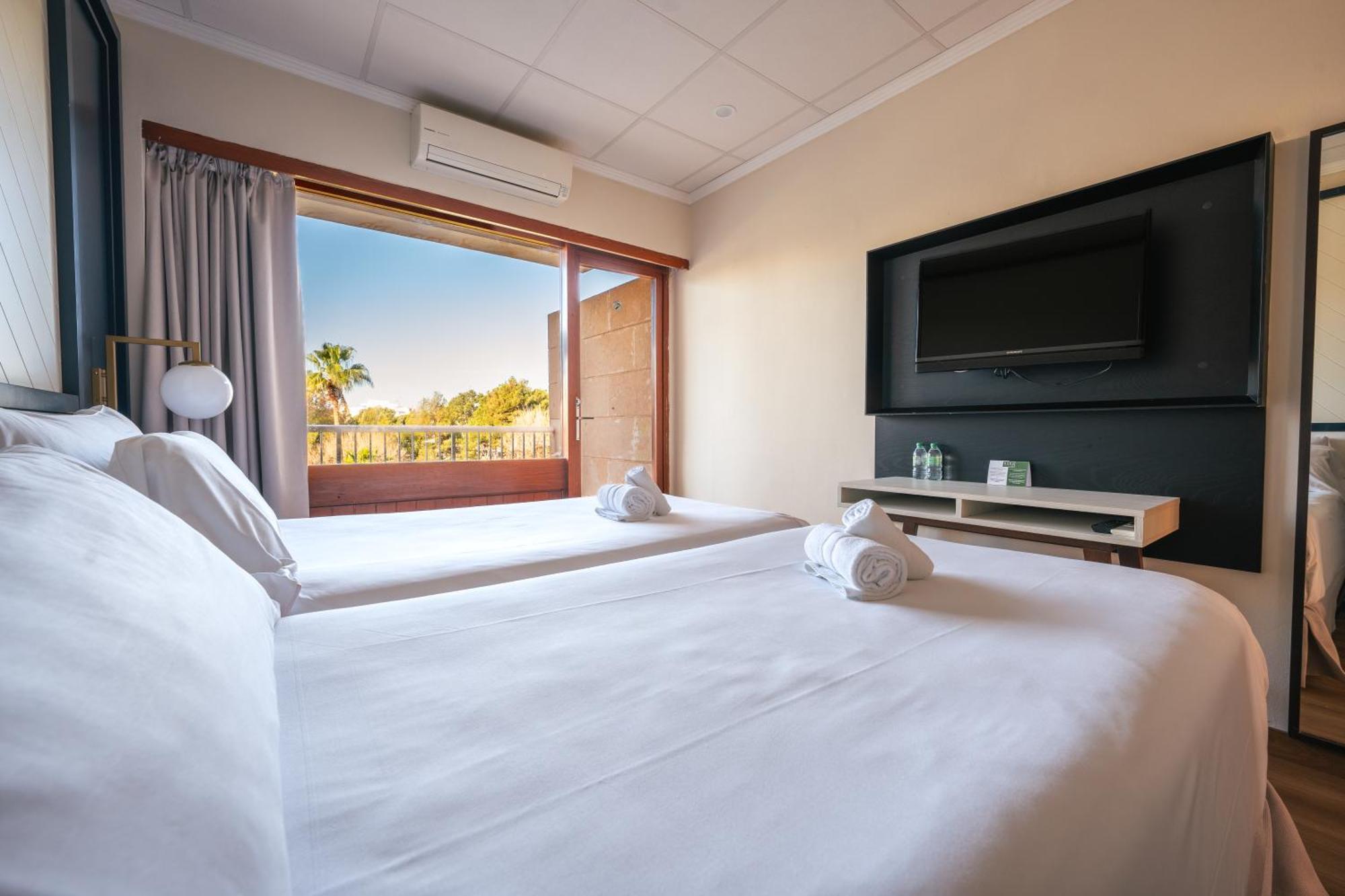 Twin Room Balcony