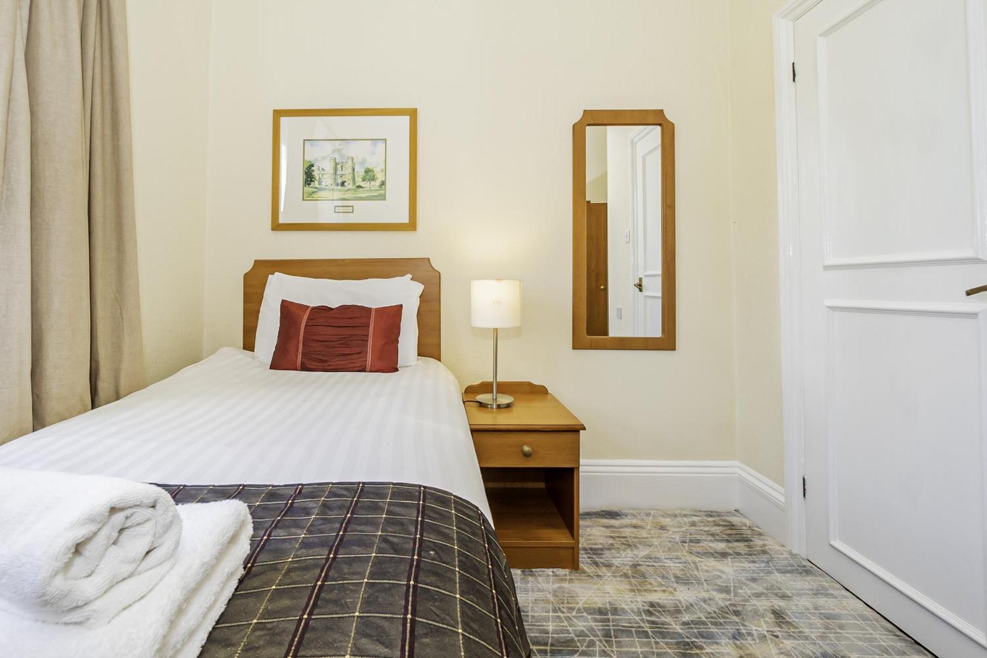 Standard Single Room with Sea View