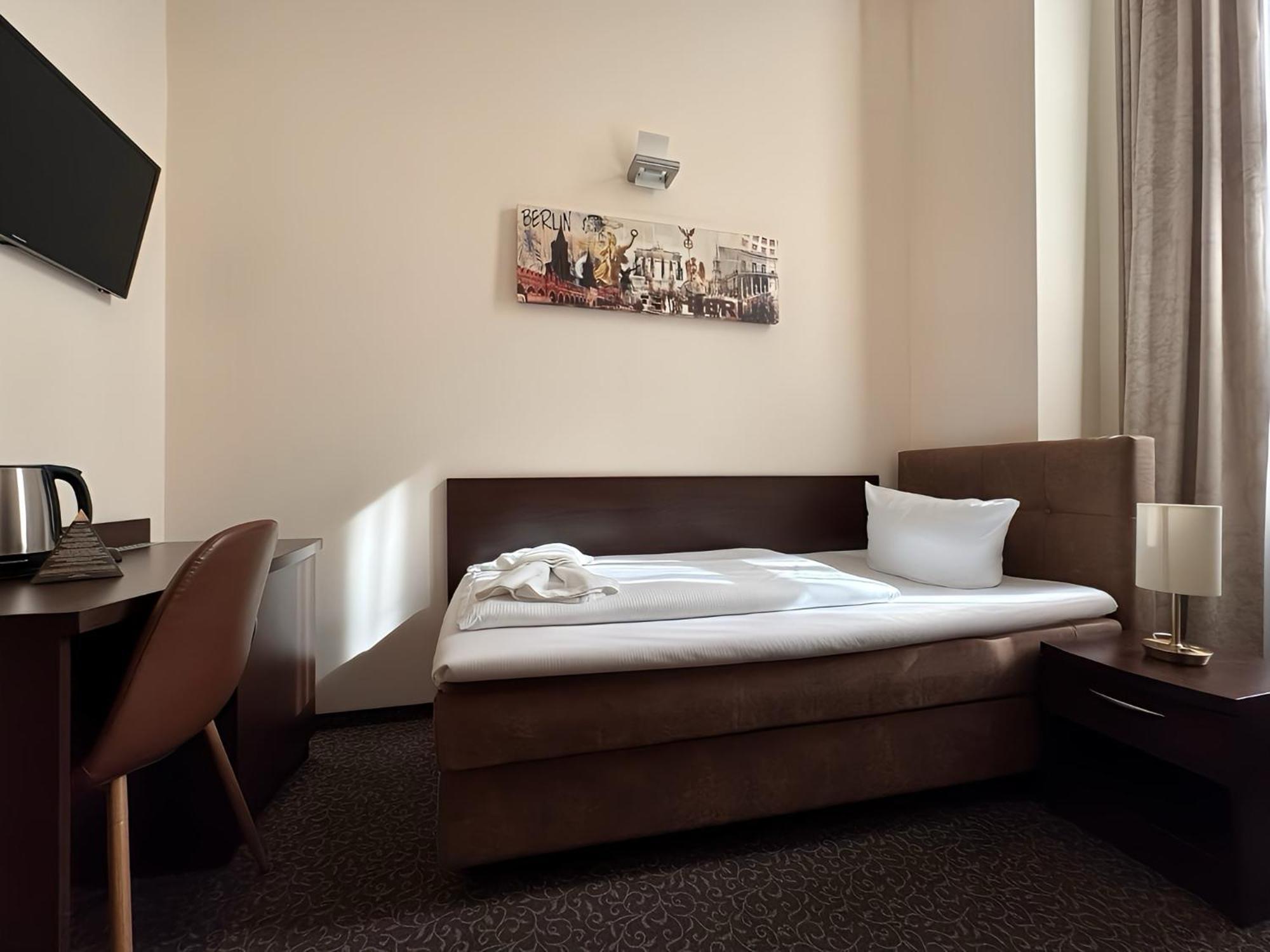 Standard Single Room