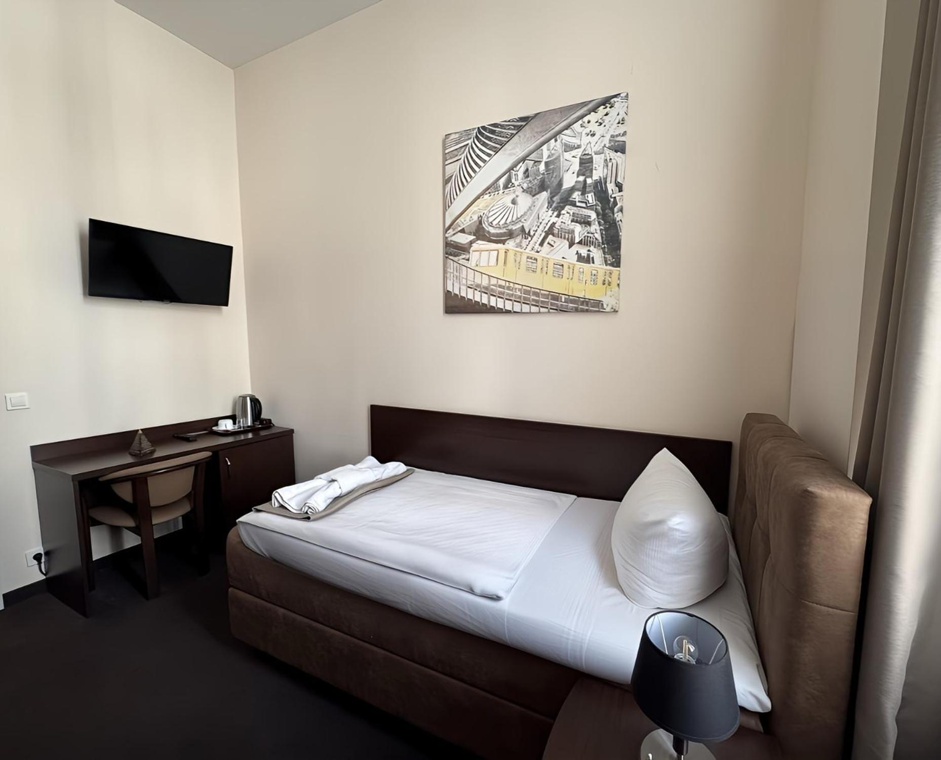 Standard Single Room