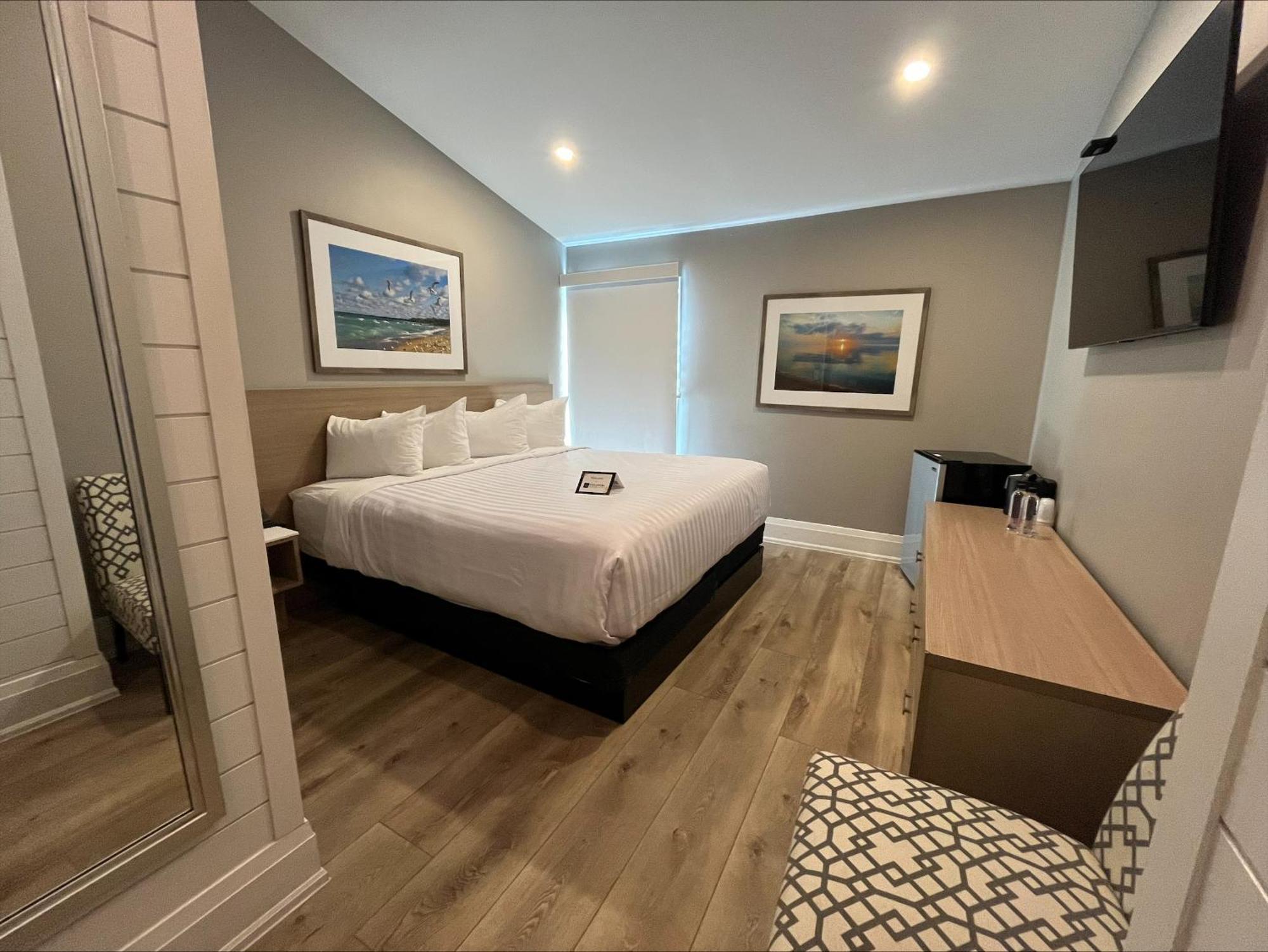Superior King Room