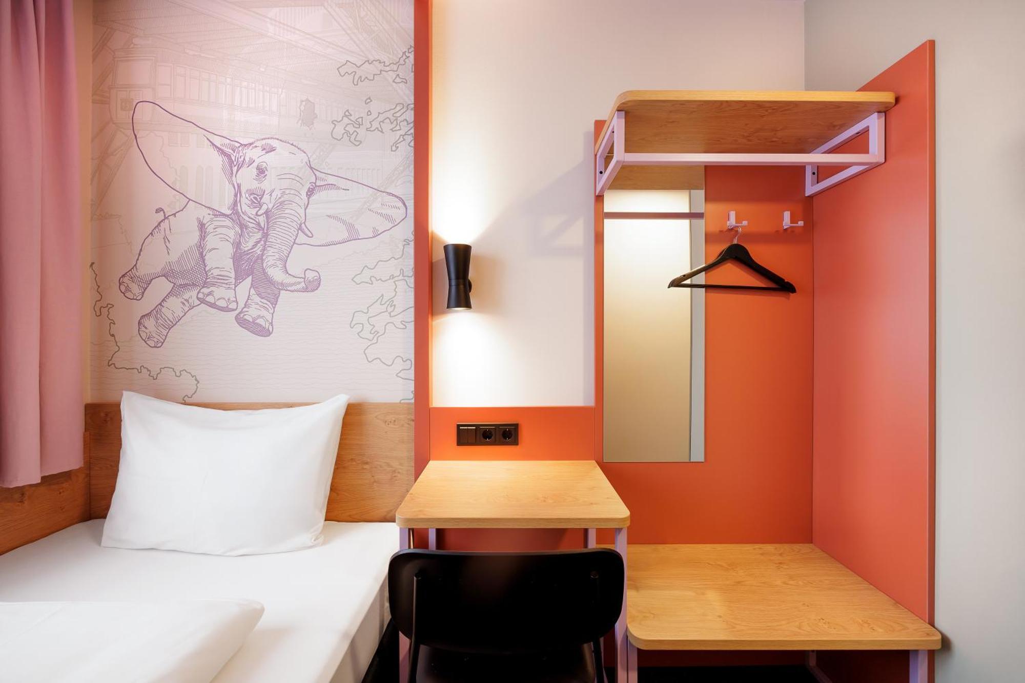 Single Room Basic