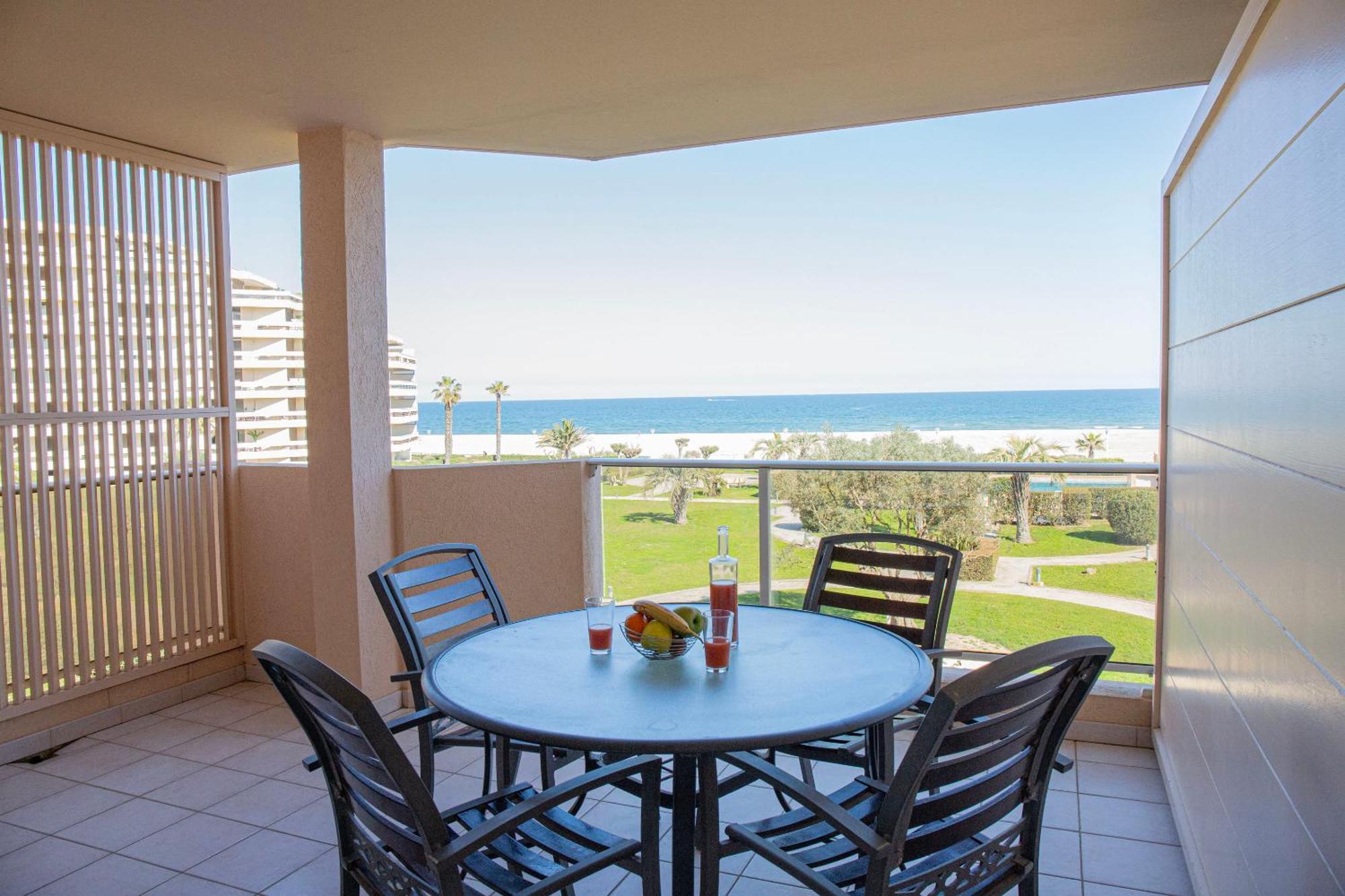 One-Bedroom Apartment Sea View,1663755245:JPEG