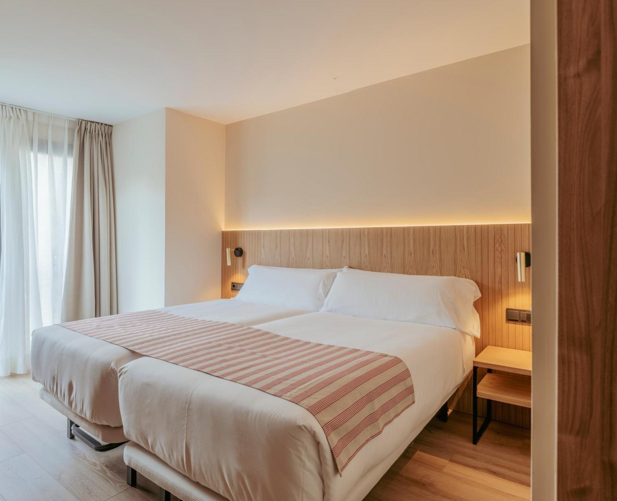 Twin Room City View