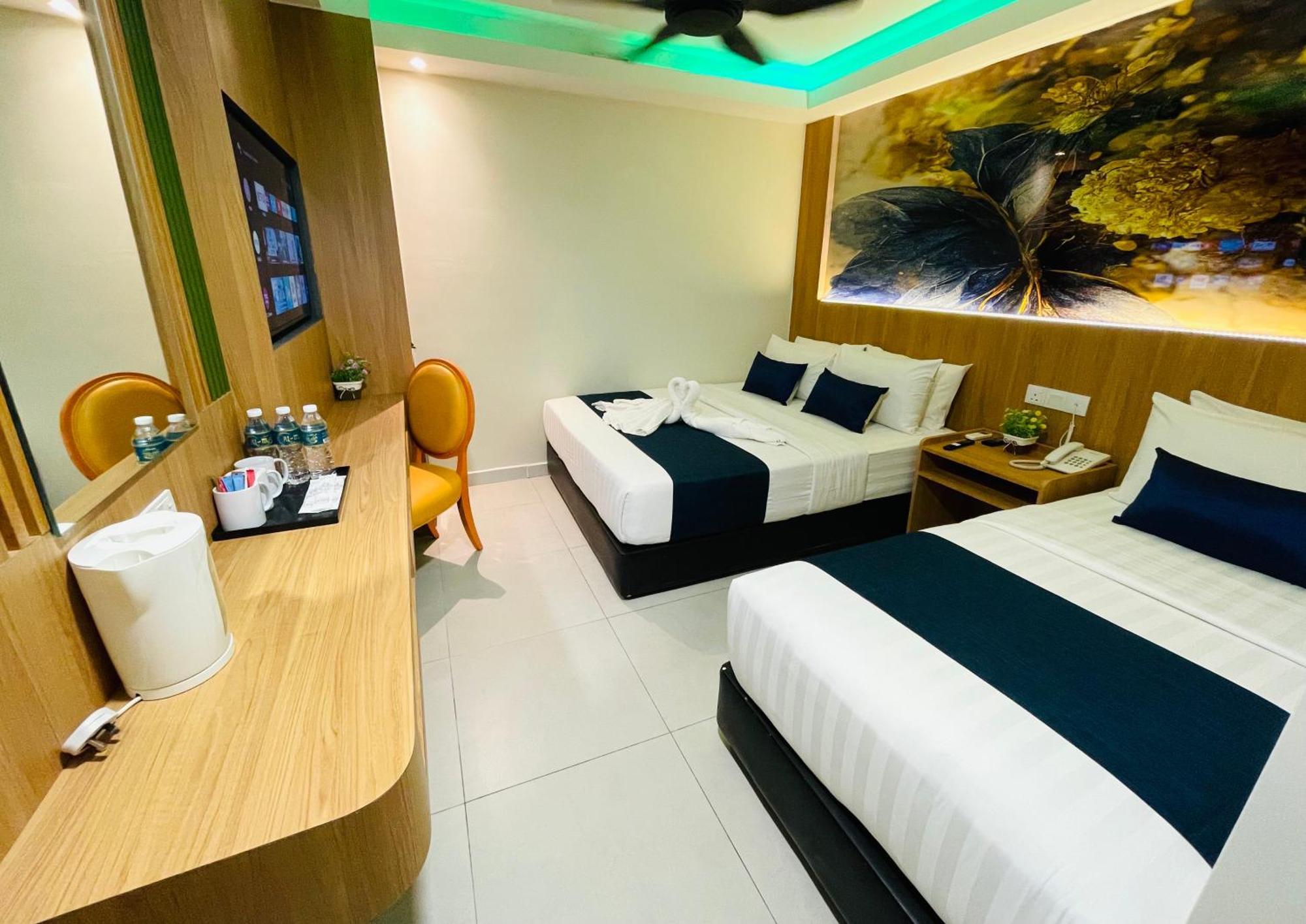 Deluxe Triple Room