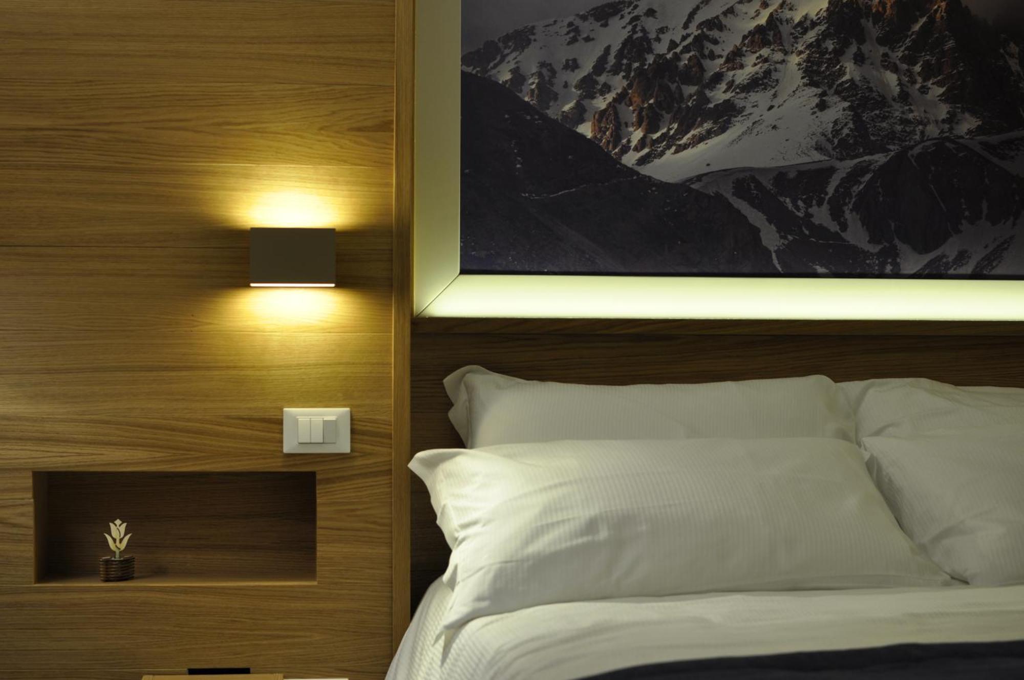 Standard Double Room,1664713030:JPEG
